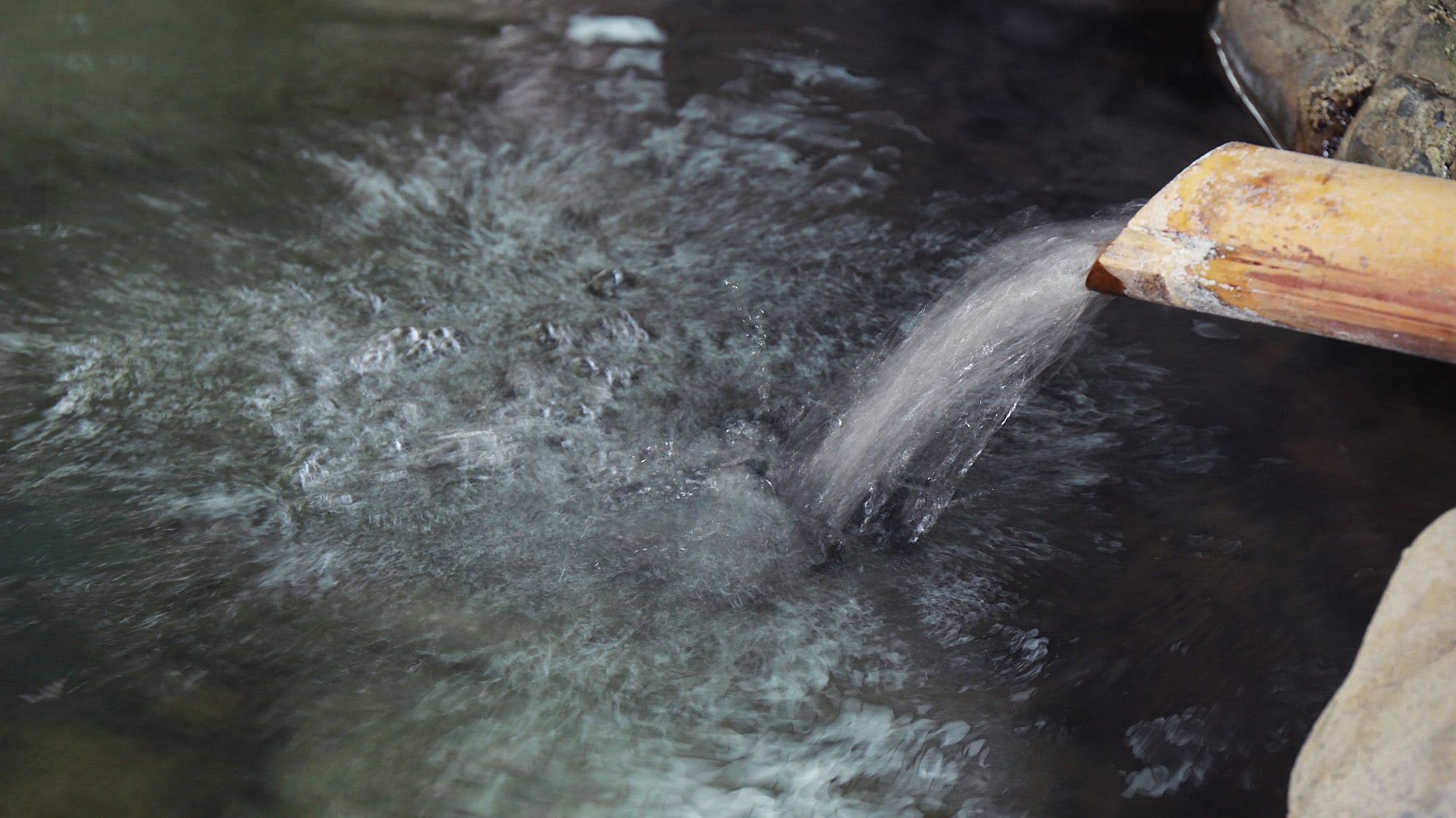 [Bath] The luxury of natural hot spring water