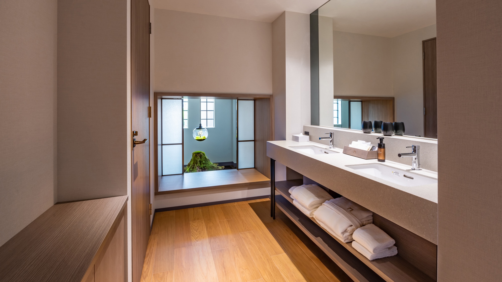 schoolhouse lab -Floating point- (42 square meters) ~Bathroom image~