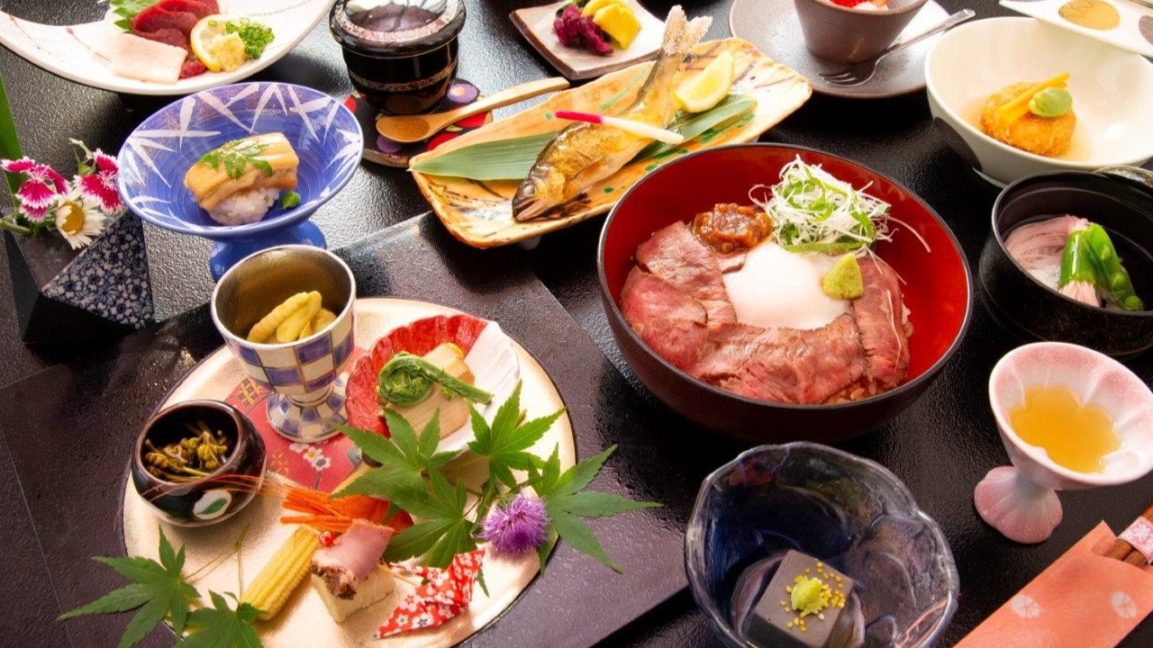 Mini Red Beef Bowl Set