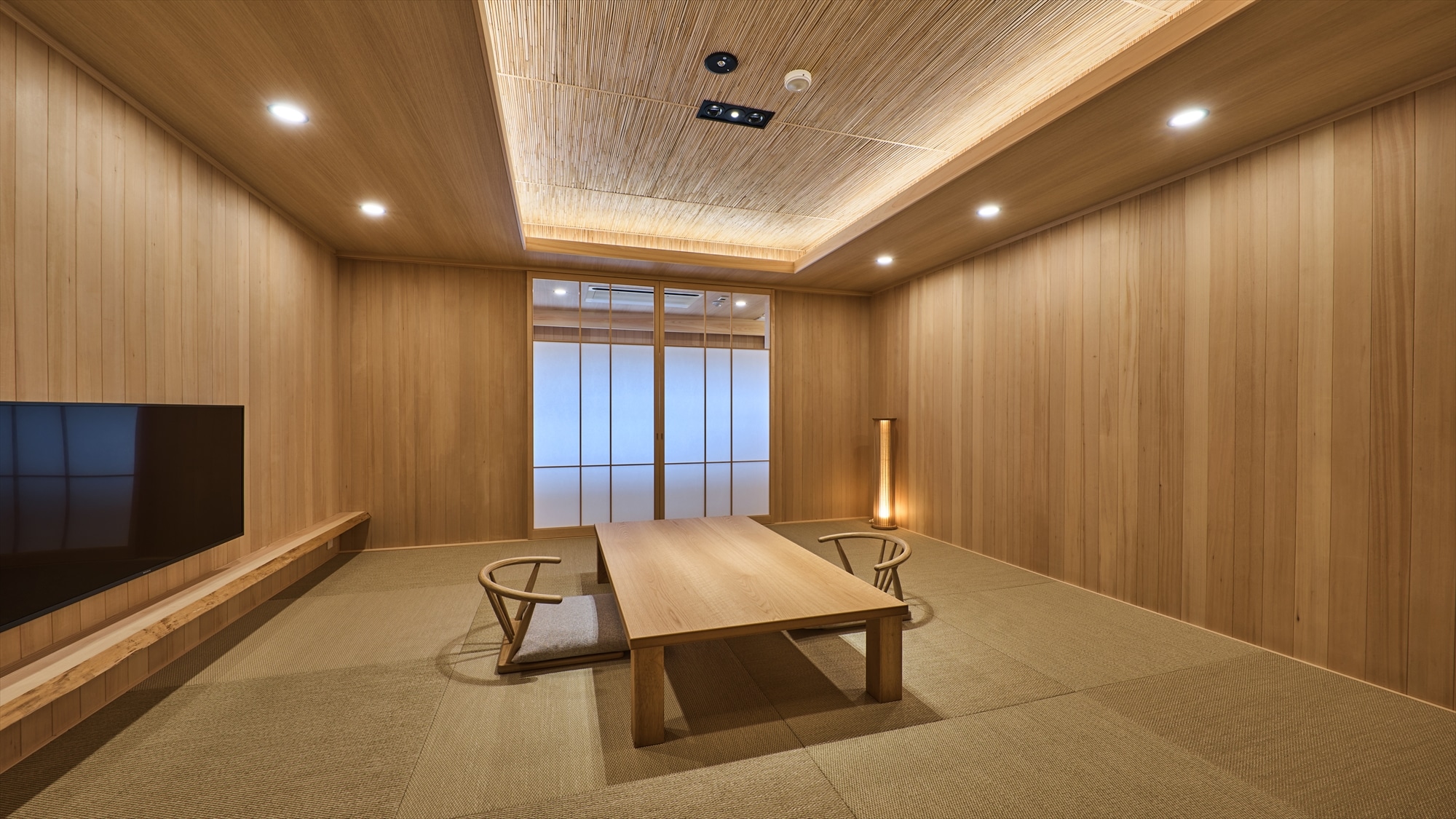 [307] Guest room with an open-air bath and a view of Todaiji Temple and Mount Wakakusa《Moku~》