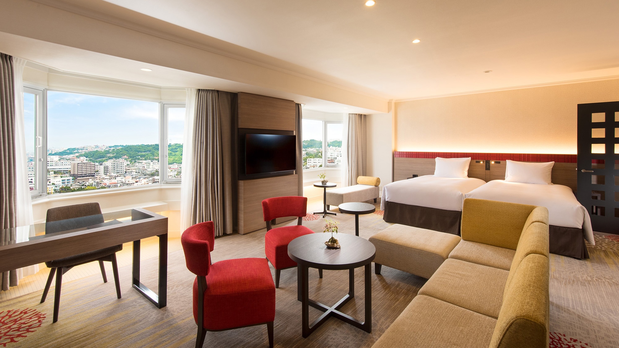 Deluxe Suite