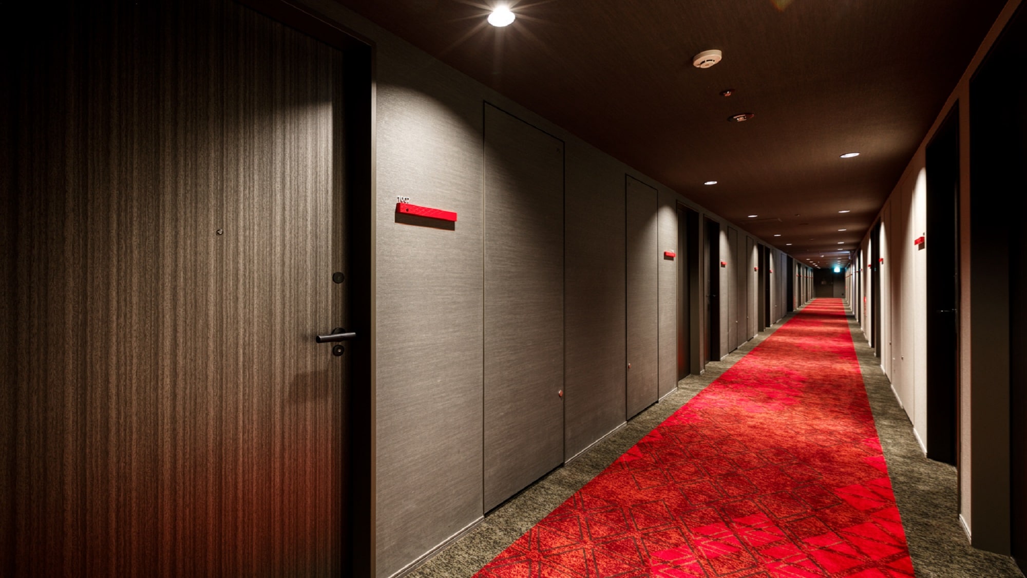 Guest room corridor