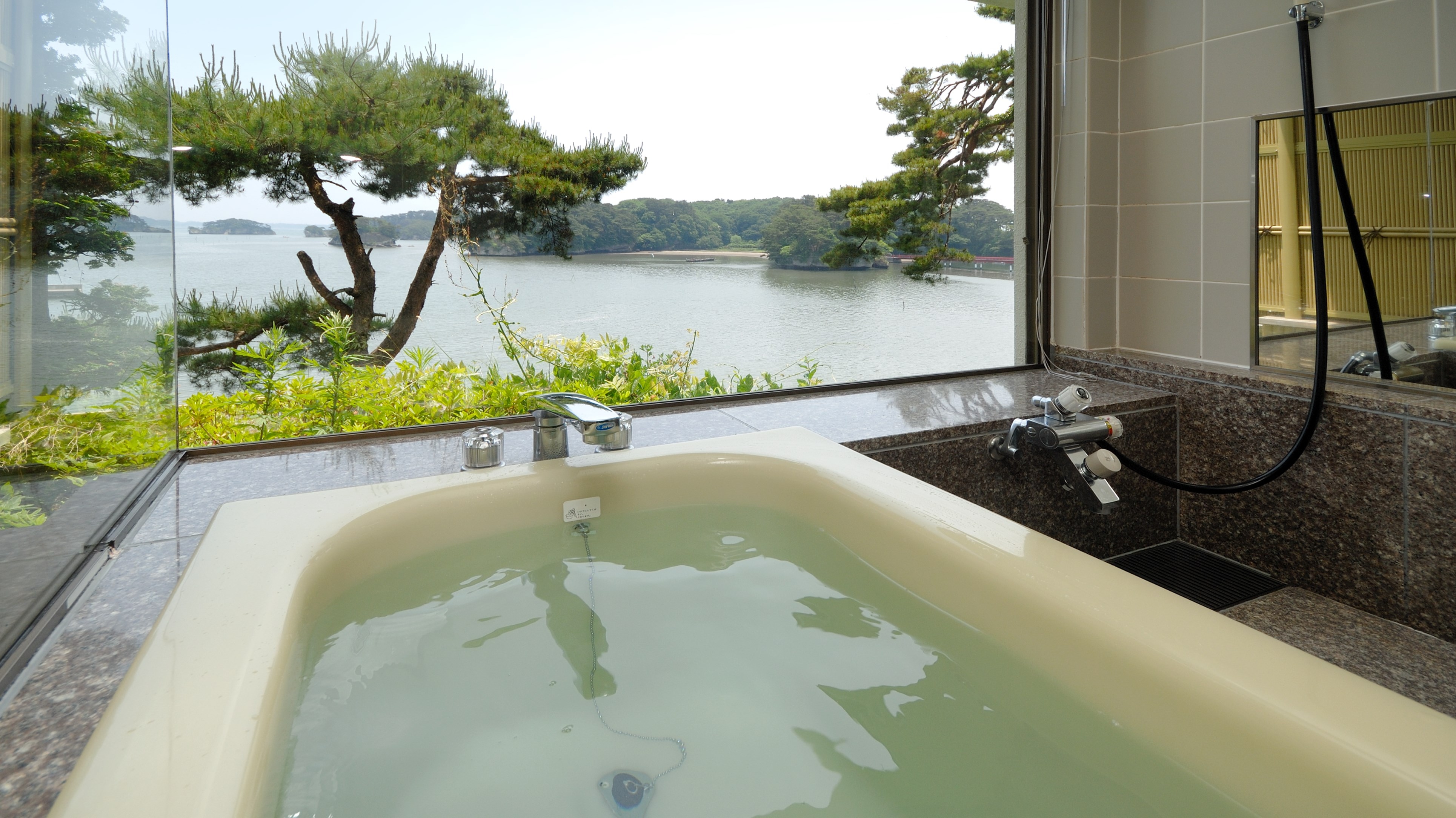 Matsukaze (bathroom) 16:9