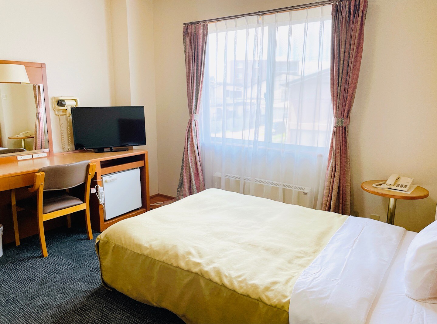 It is a single room.