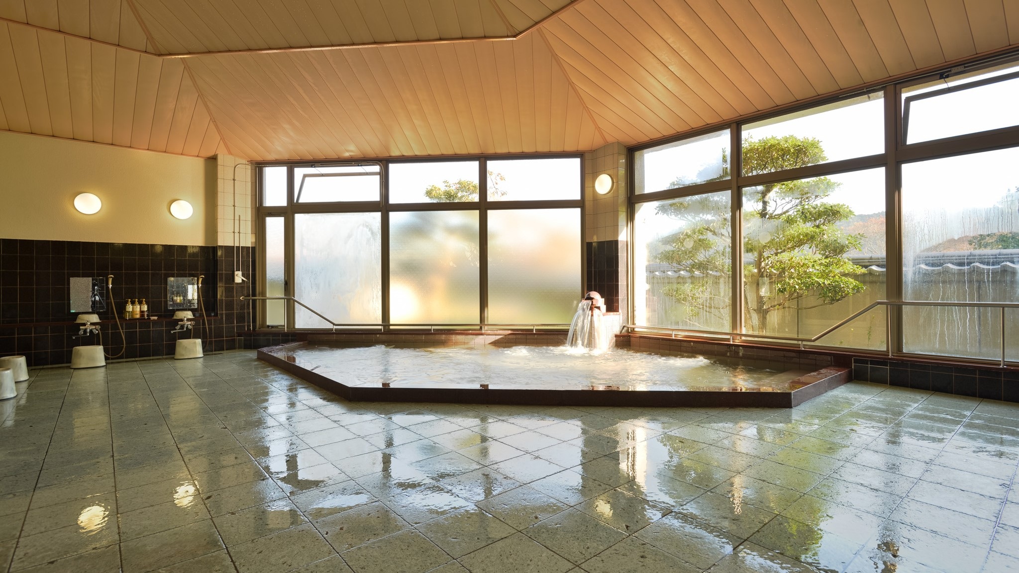 Large communal bath