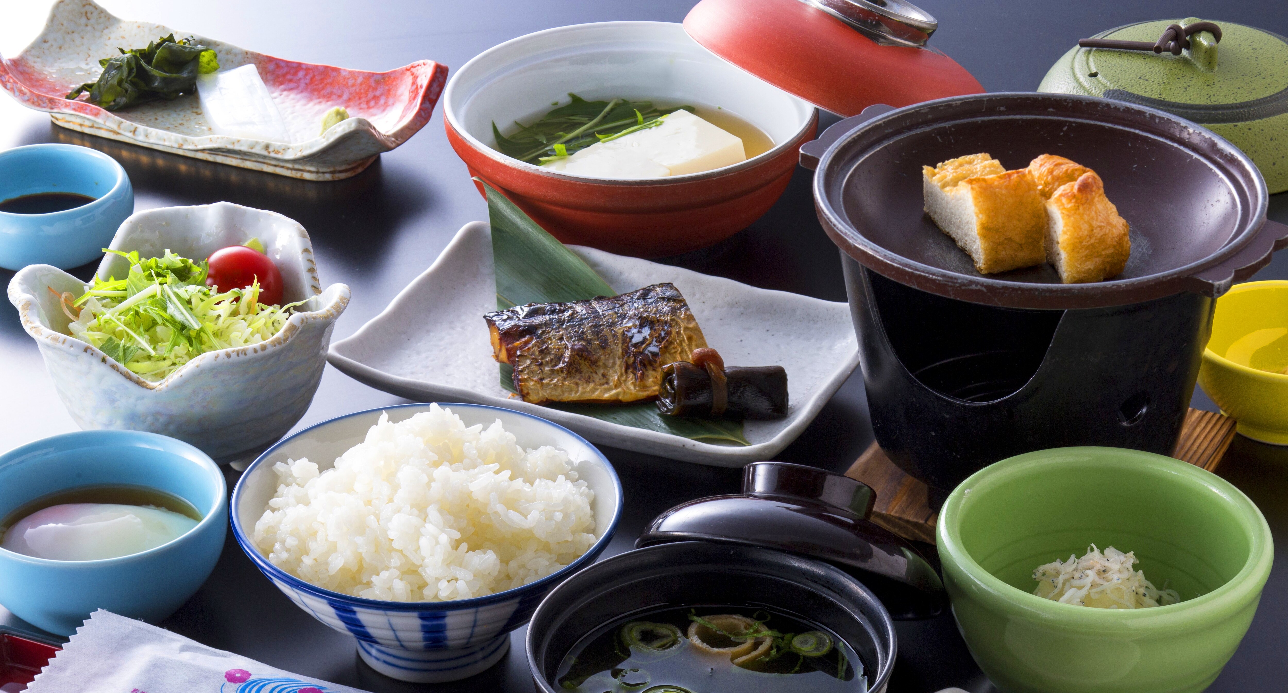 Breakfast (Japanese set meal)