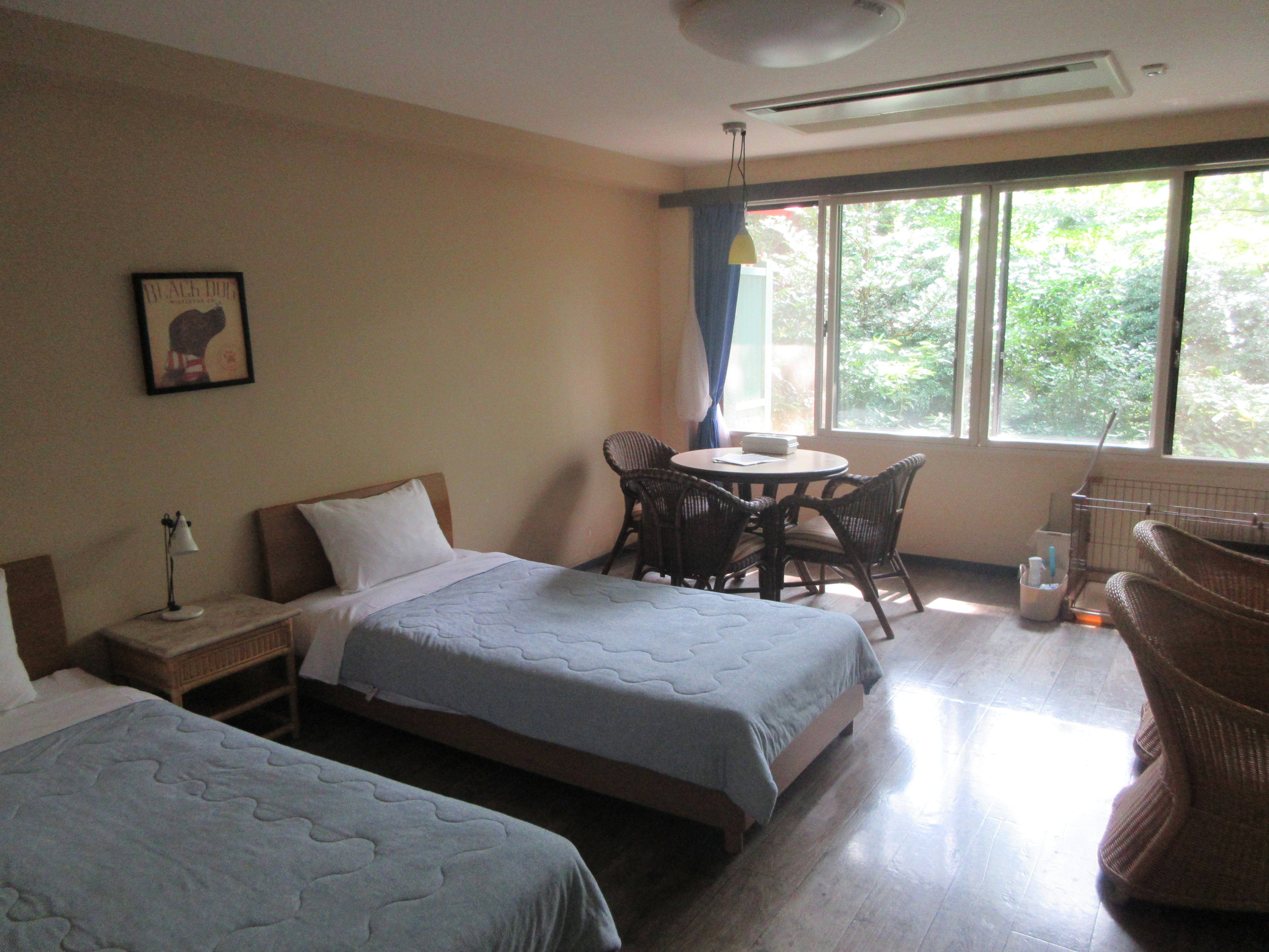 An example of a guest room