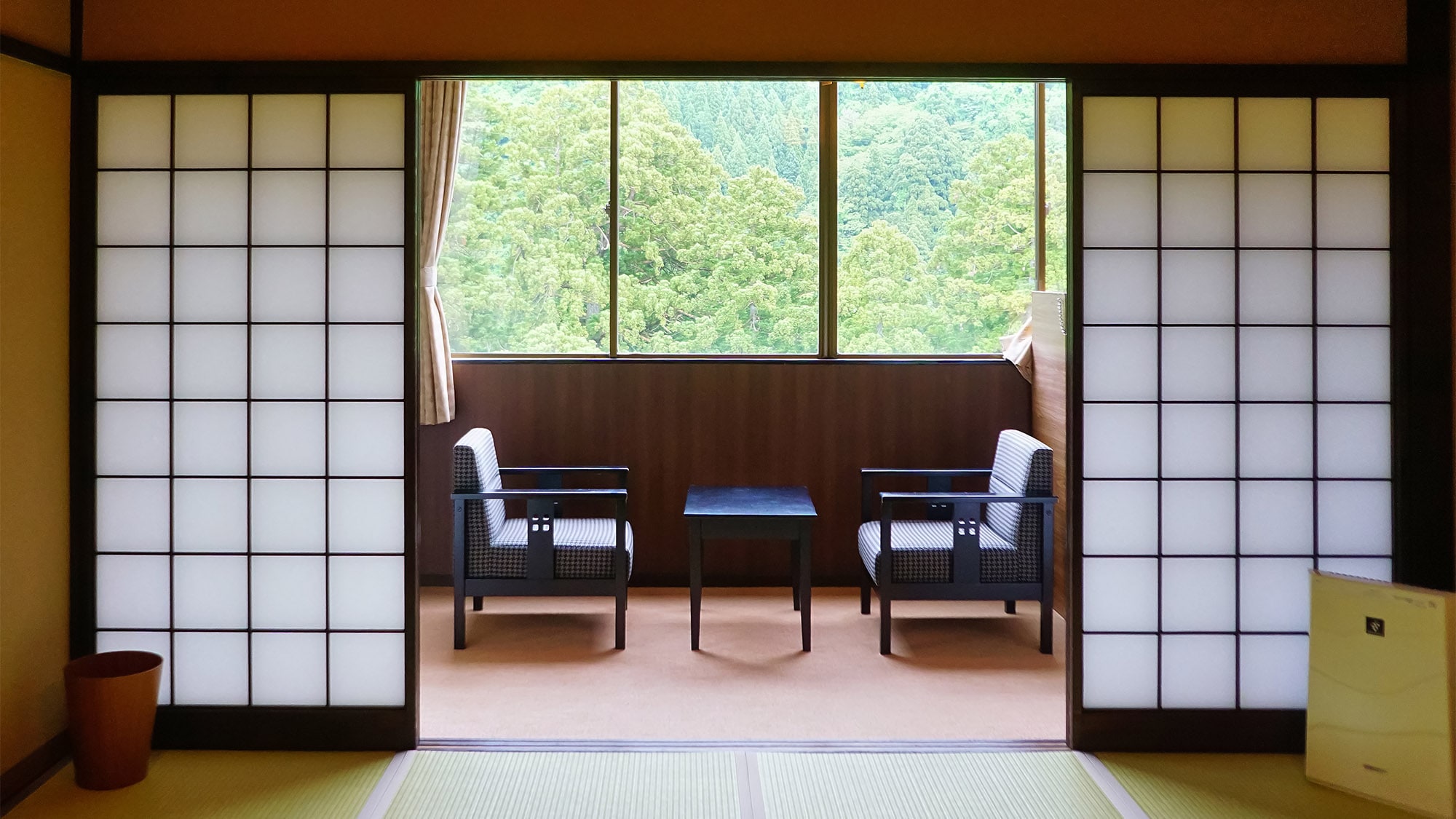 ・Japanese style room 10 tatami mats