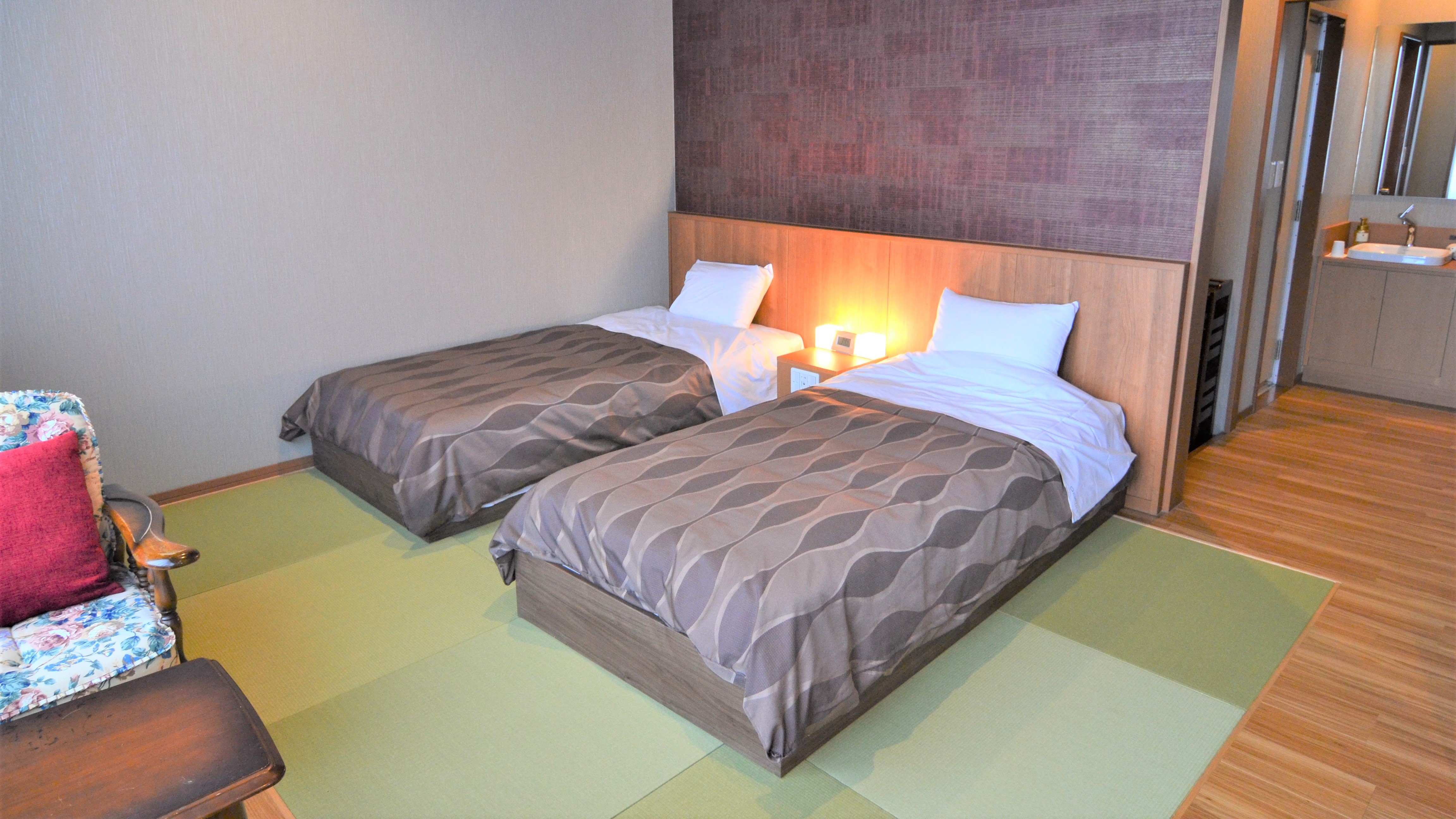 Japanese-Western style room