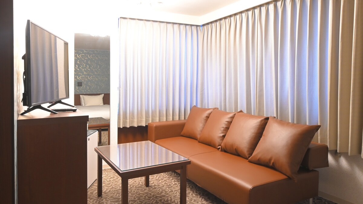 [Newly renovated in July 2023] Tower building 5F corner twin room (31 sqm)