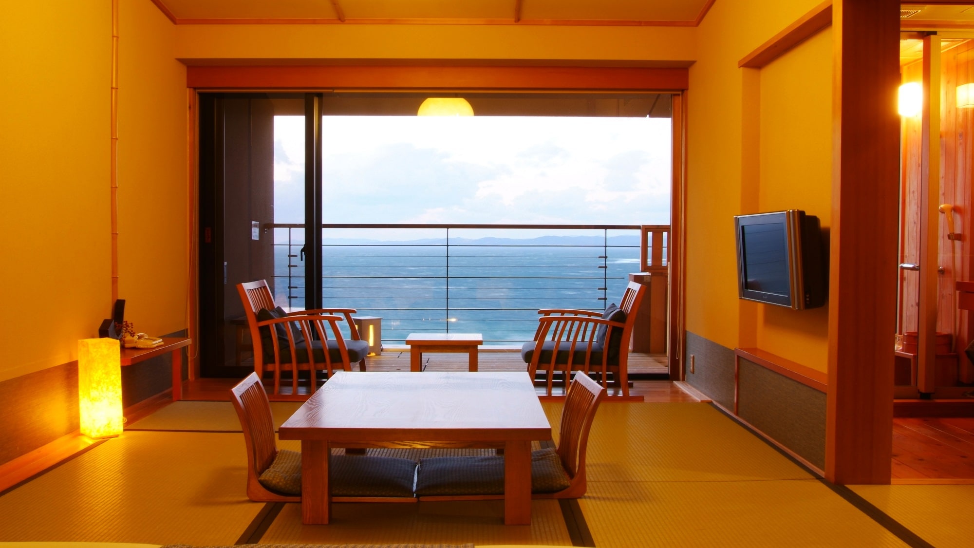 [Wave Extract / Japanese / Western Room / View: Sea]
