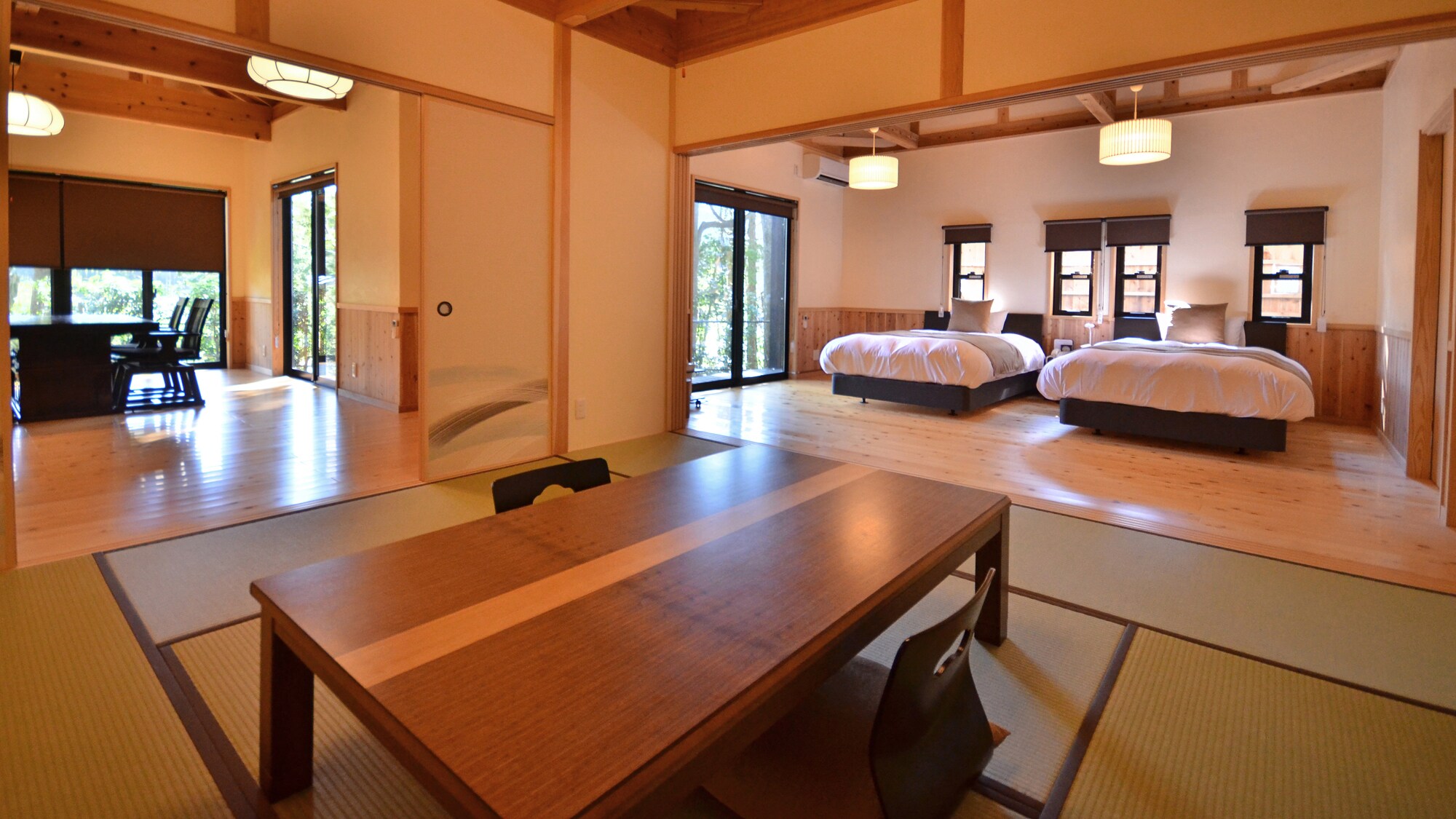 [Special room Tsubaki / Spring-Summer] It consists of a Japanese-style room, a bedroom, and a dining room.