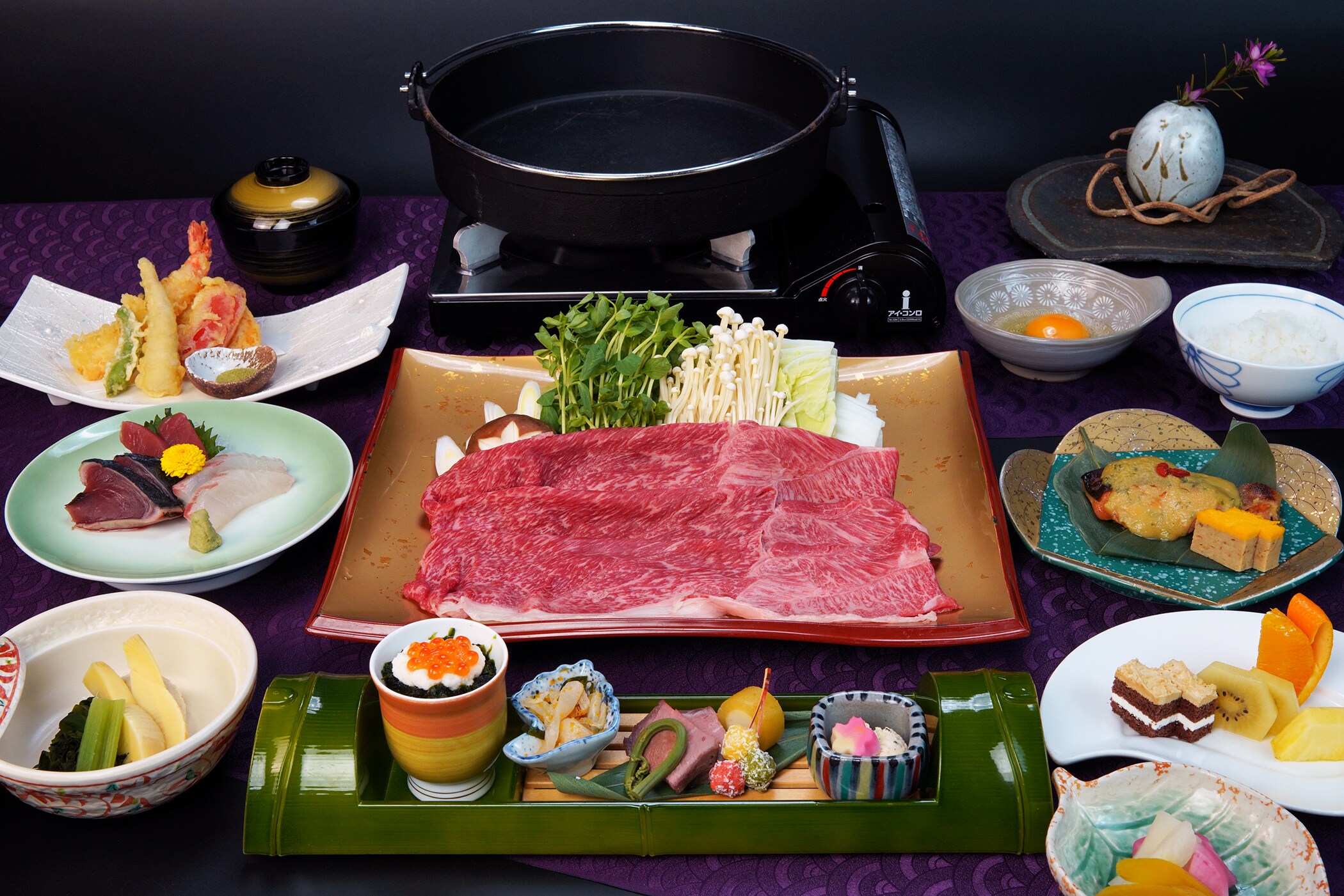 Thịt bò Matsusaka sukiyaki mùa xuân kaiseki bốn mùa