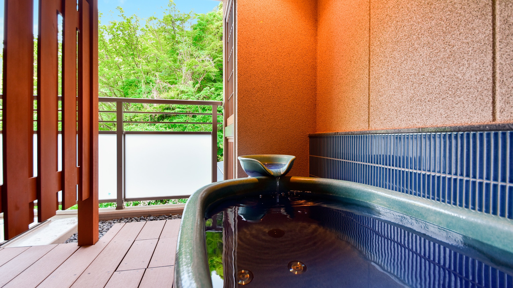 [Main building, Japanese-style room with private source A] Enjoy as much as you like at your favorite time ... Enjoy the gentle touch of your own source