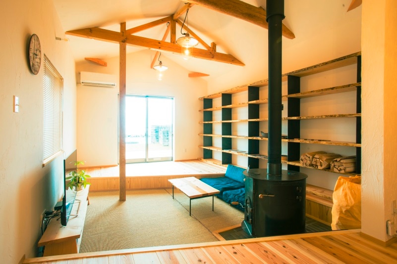 [Main building] Living room