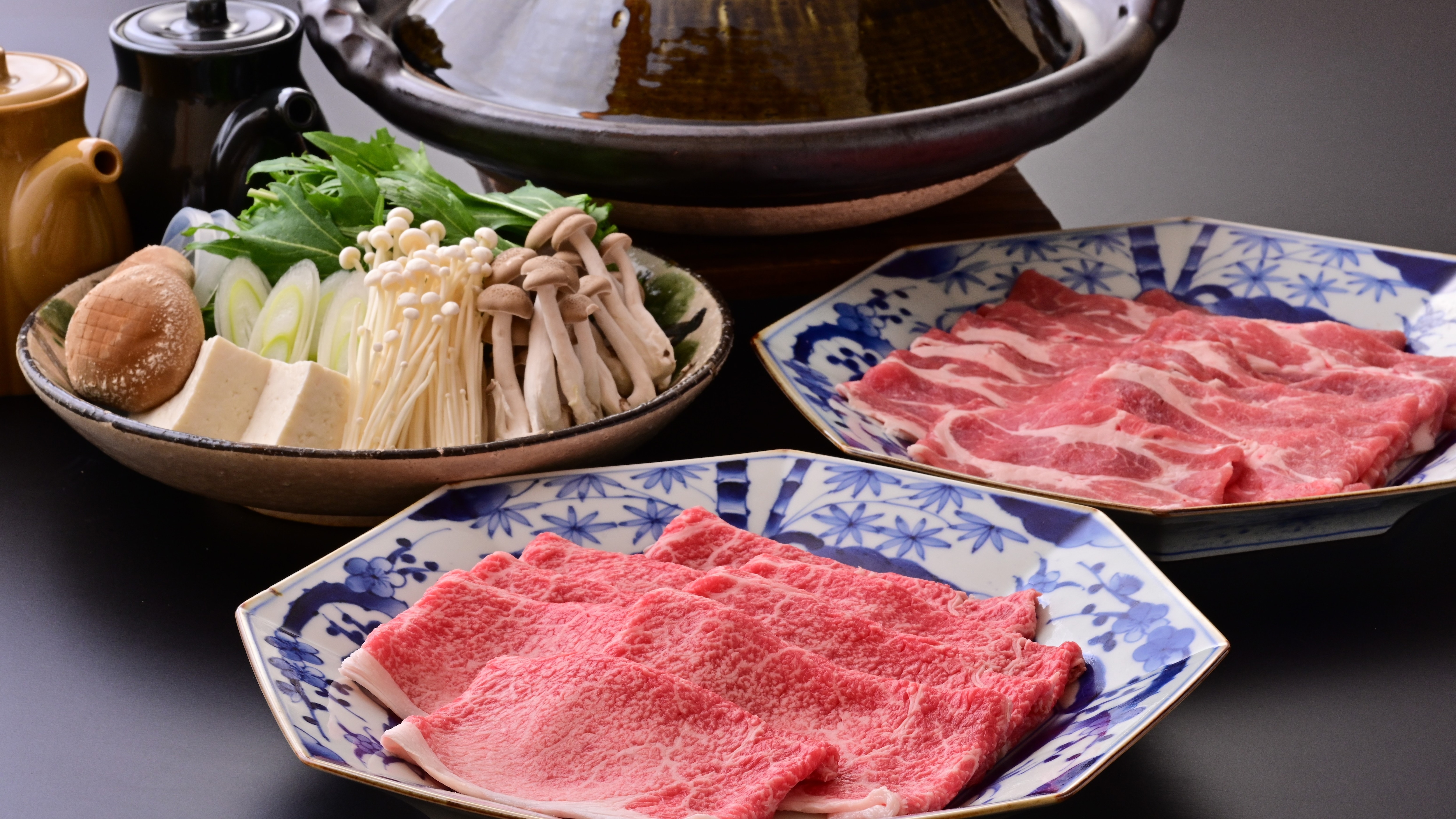 Tottori Wagyu beef and Totton (Tottori pork) shabu-shabu