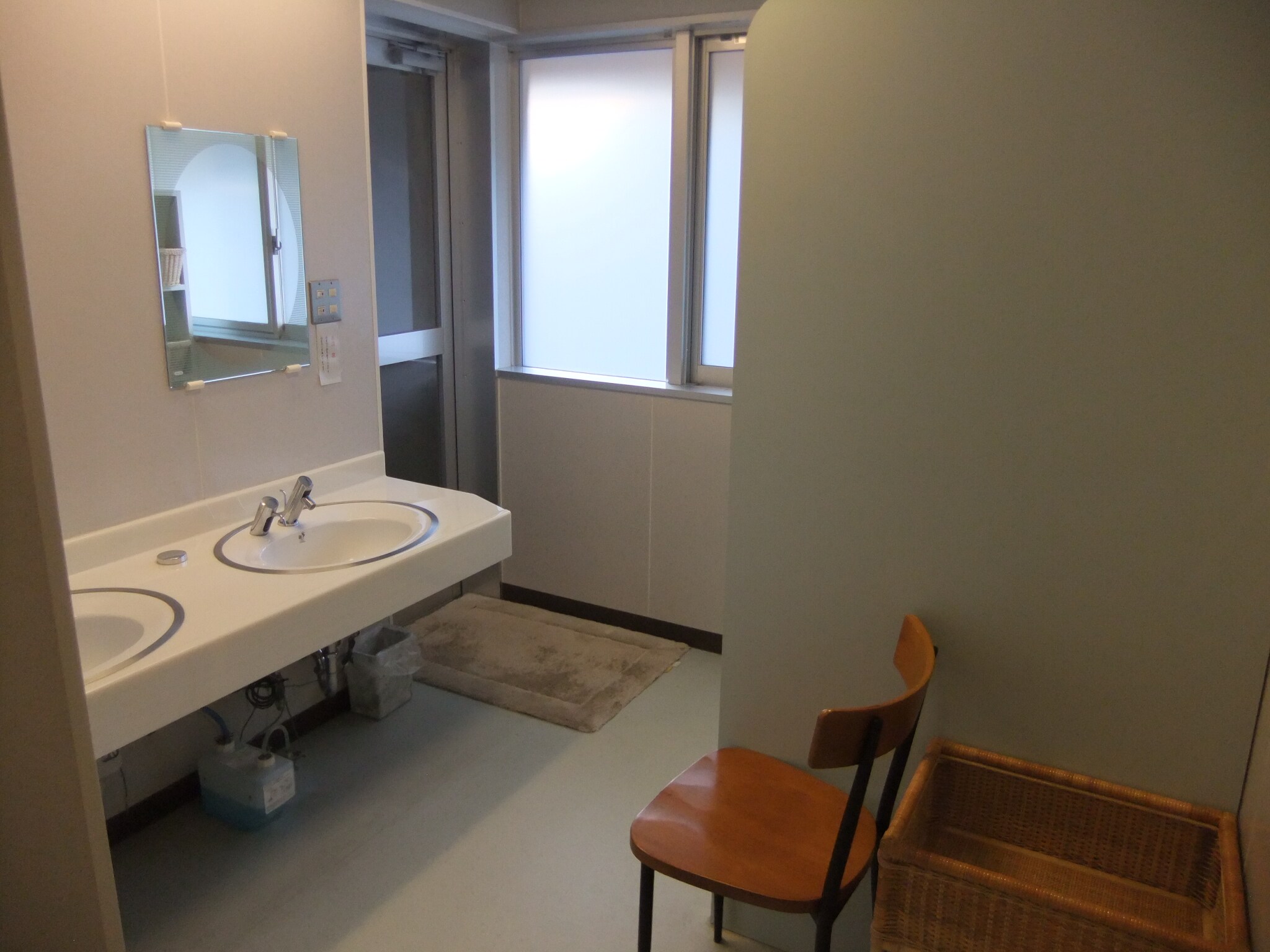 Dressing room male