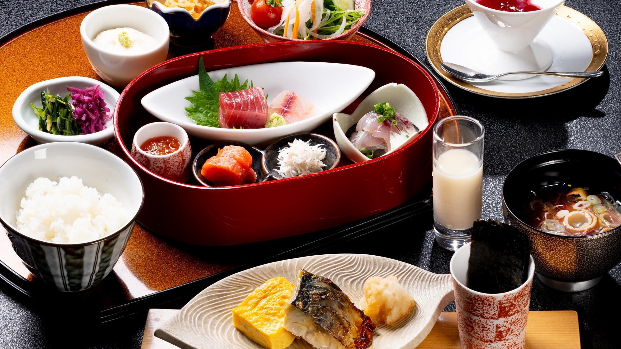[Breakfast: Japanese set] (* The photo is an image)