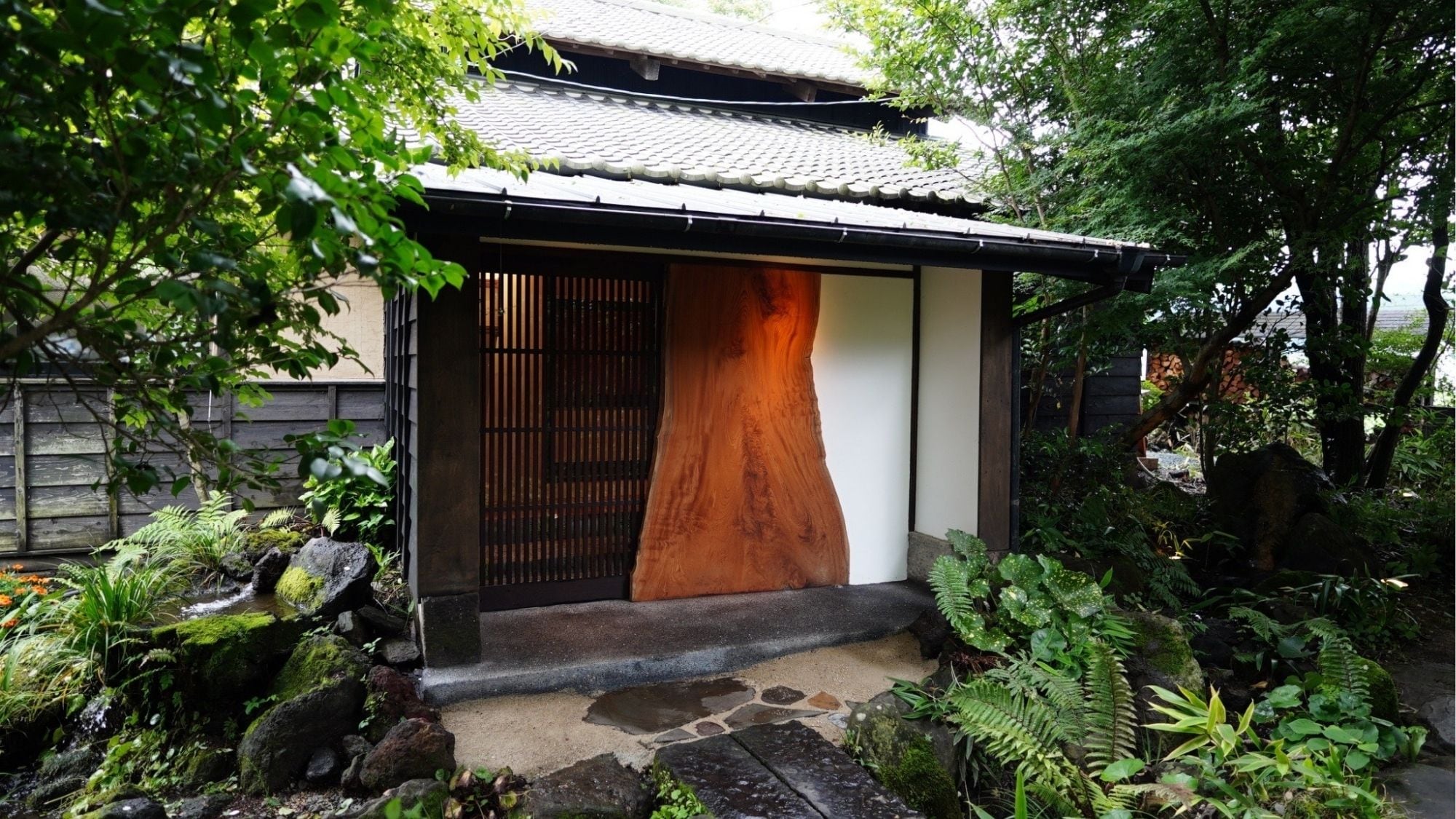 A 200-year-old rice storehouse renovated into a private rental accommodation.