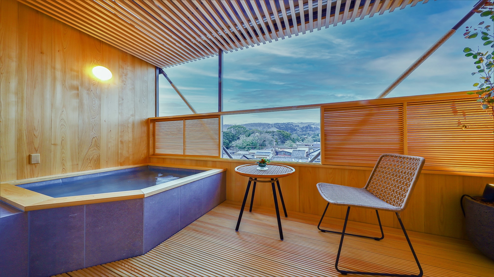 Room 403.405.406, an example of an open-air bath with a view of Todaiji Temple and Mt. Wakakusa