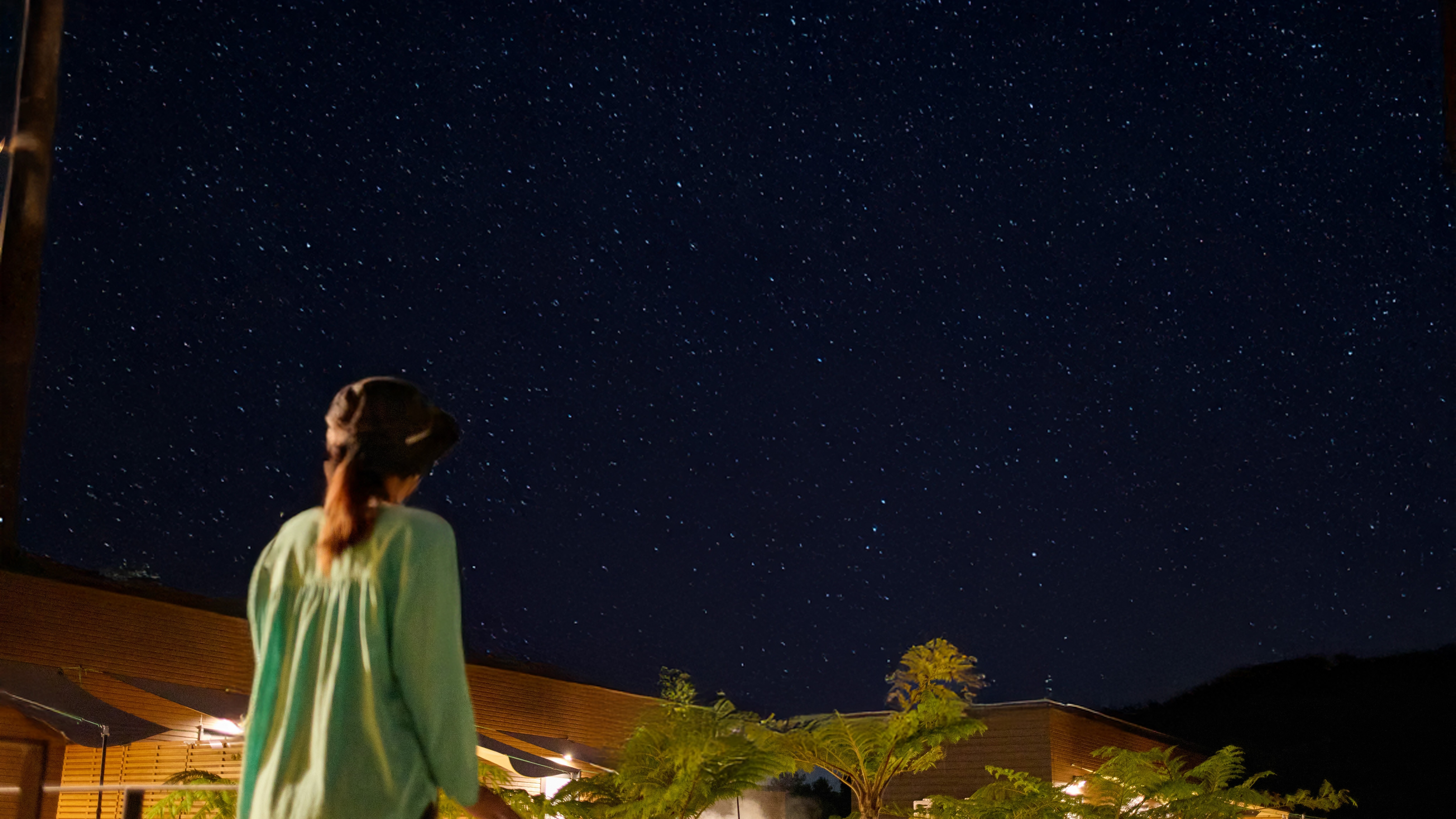 從雙人房的戶外客廳看到的夜景！欣賞山原的星空！