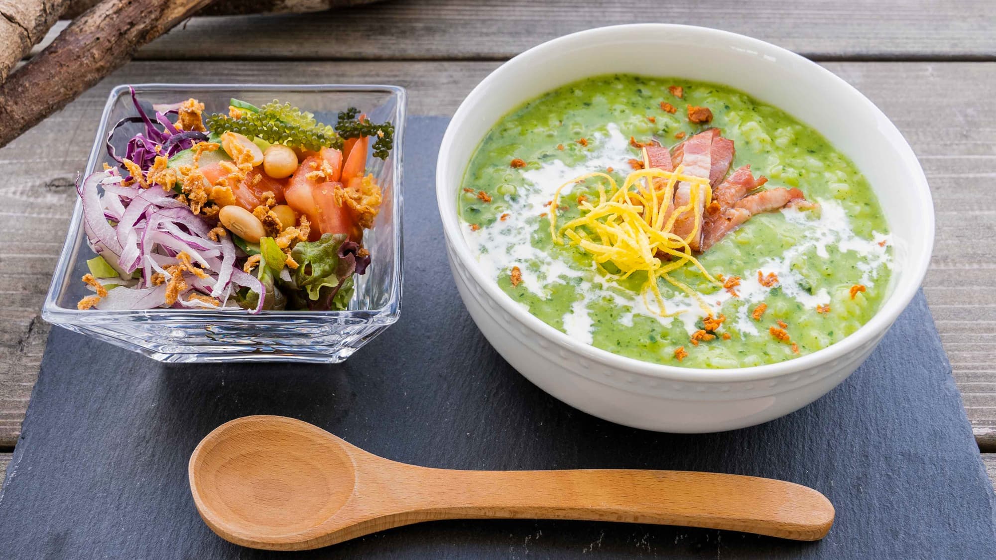 [Breakfast Choice Plate - Spinach Porridge]