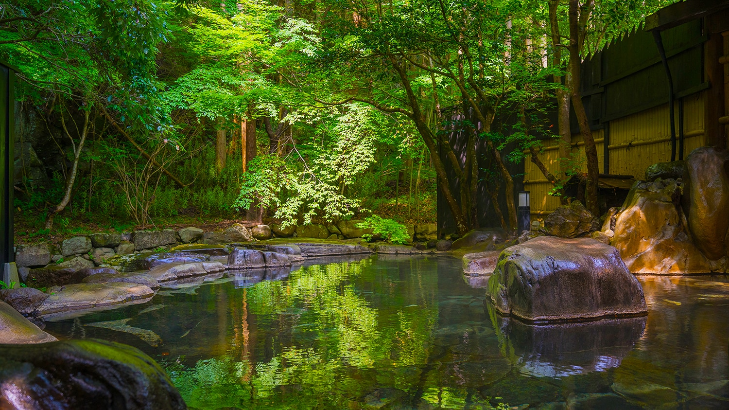 Men's open-air bath