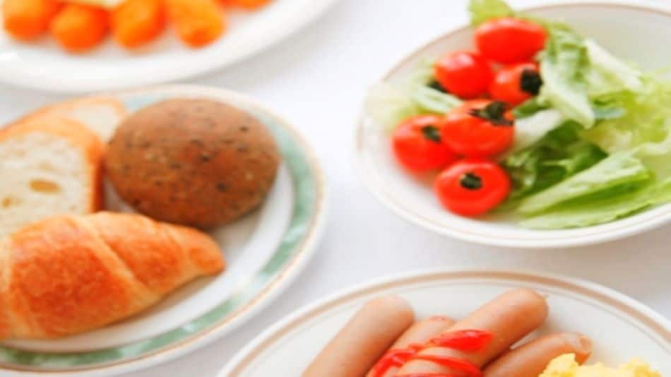 Sarapan prasmanan