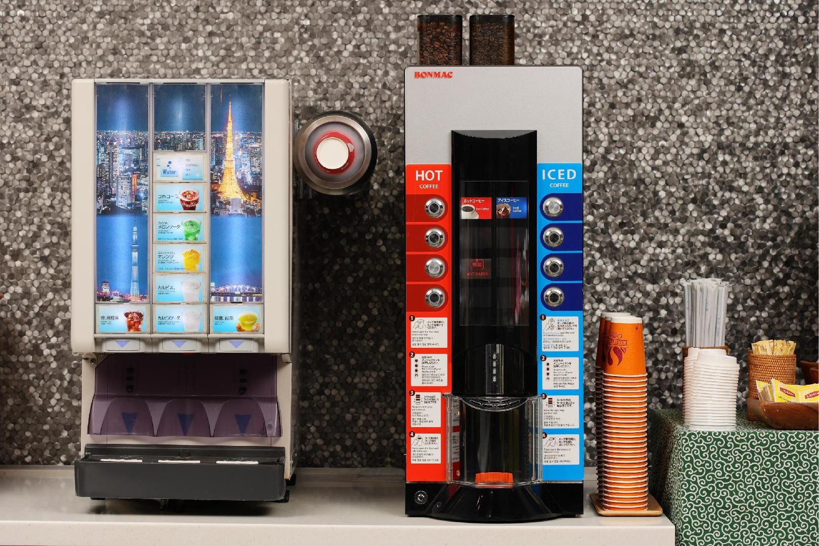 Welcome drink (free for hotel guests)