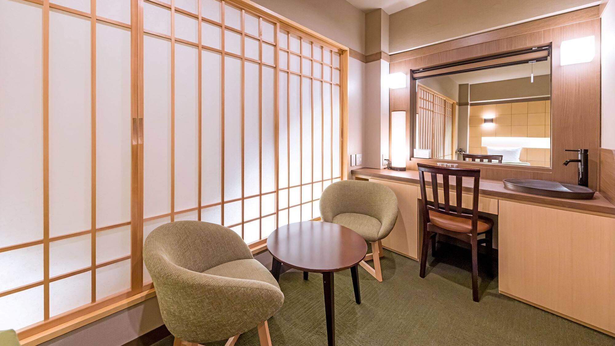 Room image: Deluxe twin room / reception set