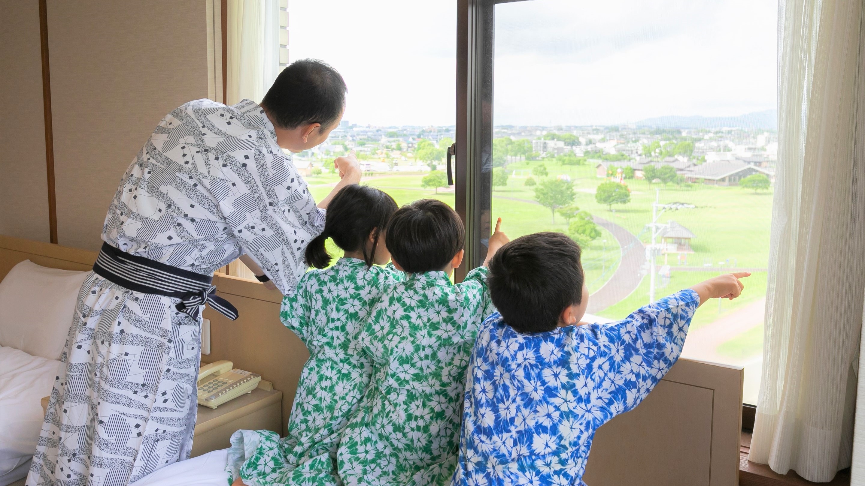 [Japanese-Western room] View
