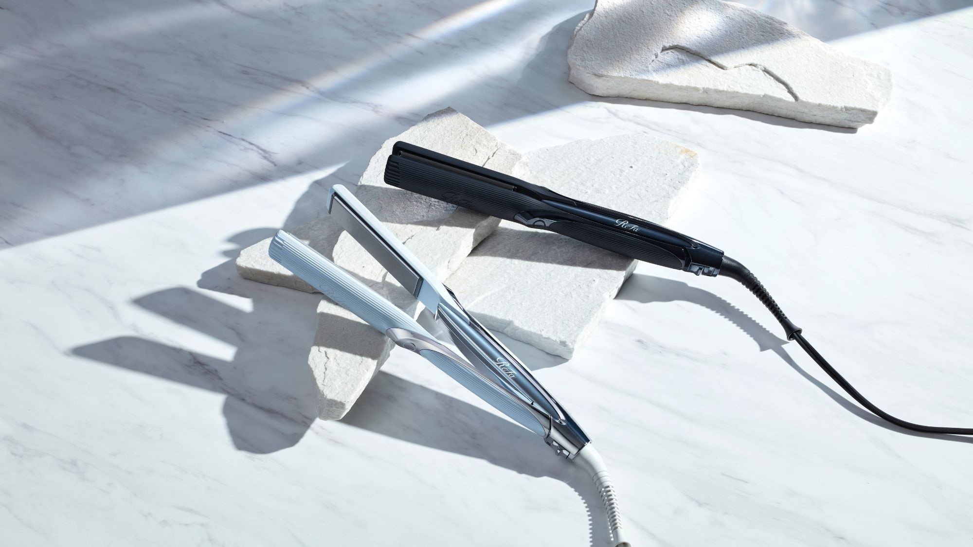 Introducing the ReFa STRAIGHT IRON PRO as a rental item!