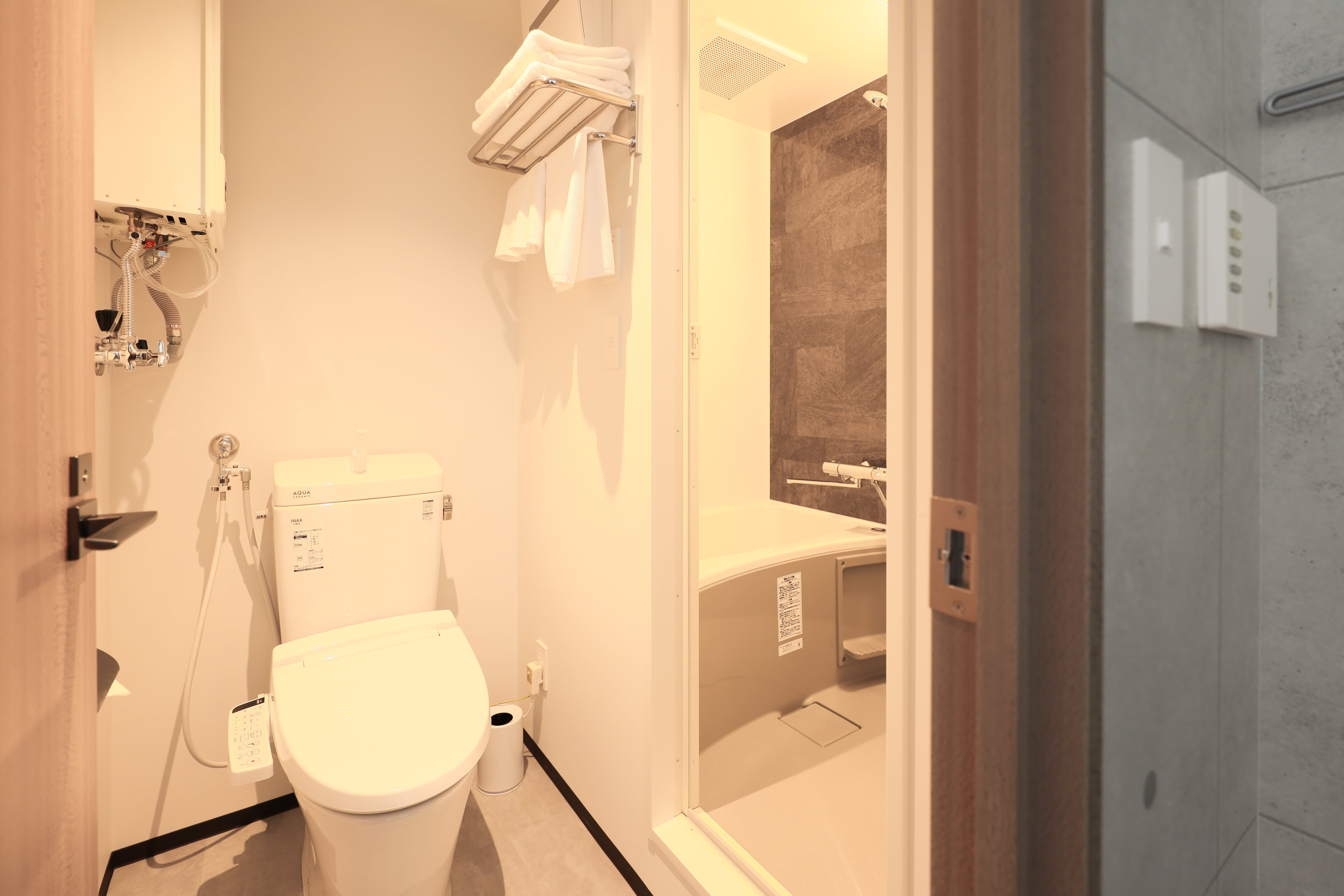 Moderate Twin Room Bathroom
