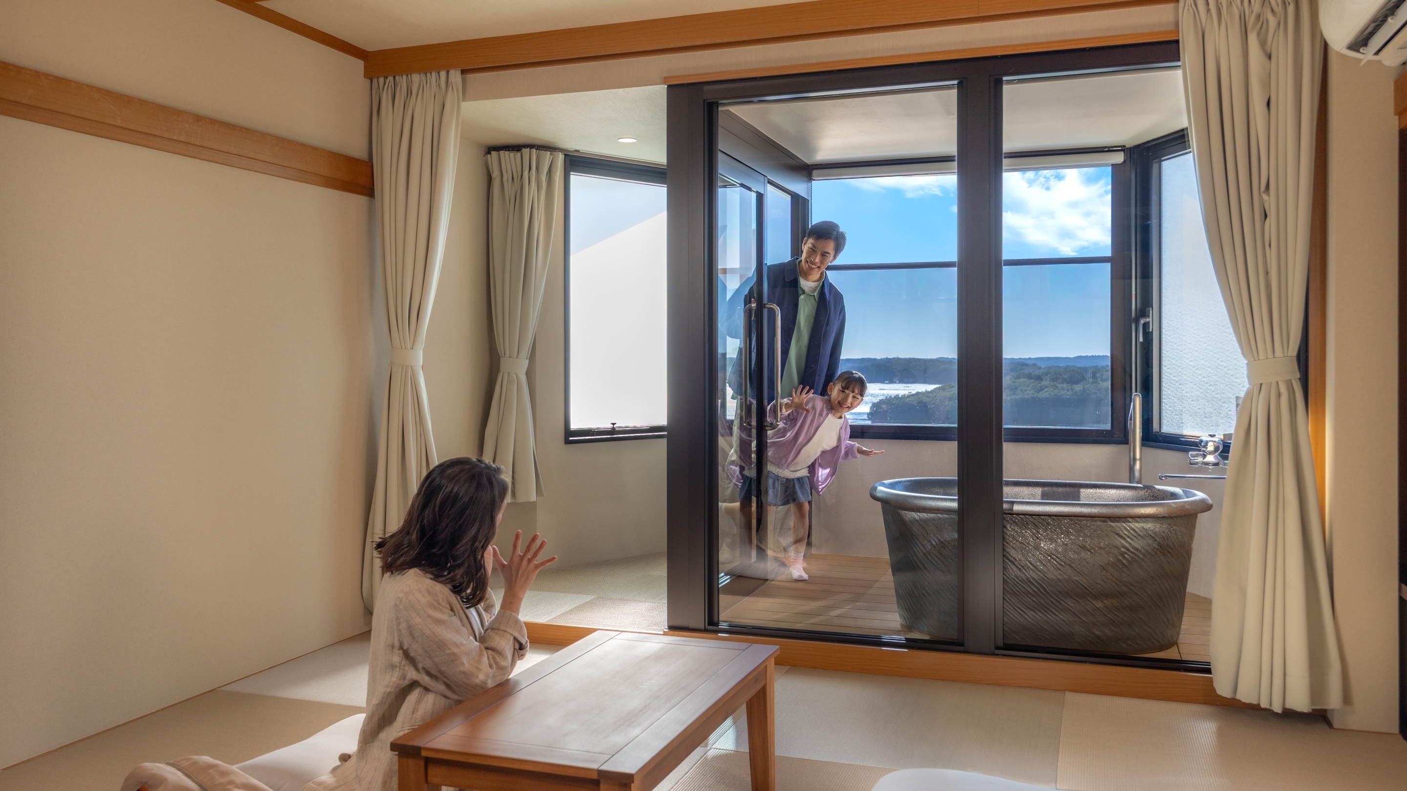 Superior Japanese-style room with open-air bath *Example of a guest room/The bathtub in the image is not a hot spring