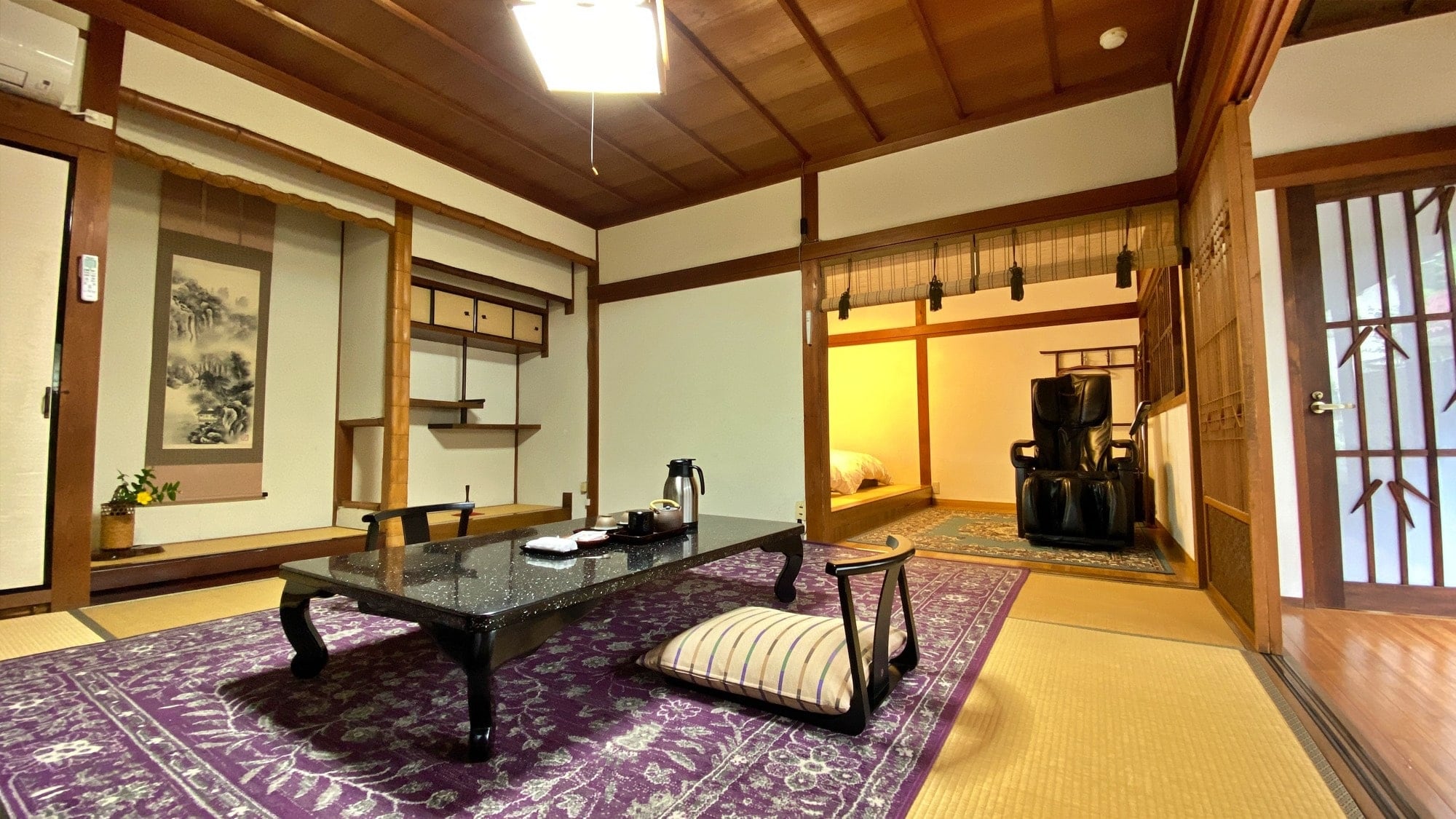 [Kyoto style/wooden house] Special room | 8 tatami mats + bedroom + massage machine