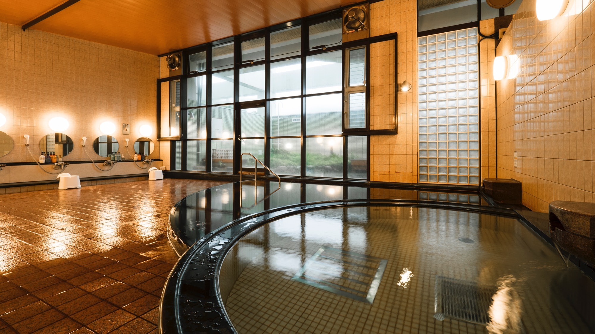 大浴場（室內浴池）
