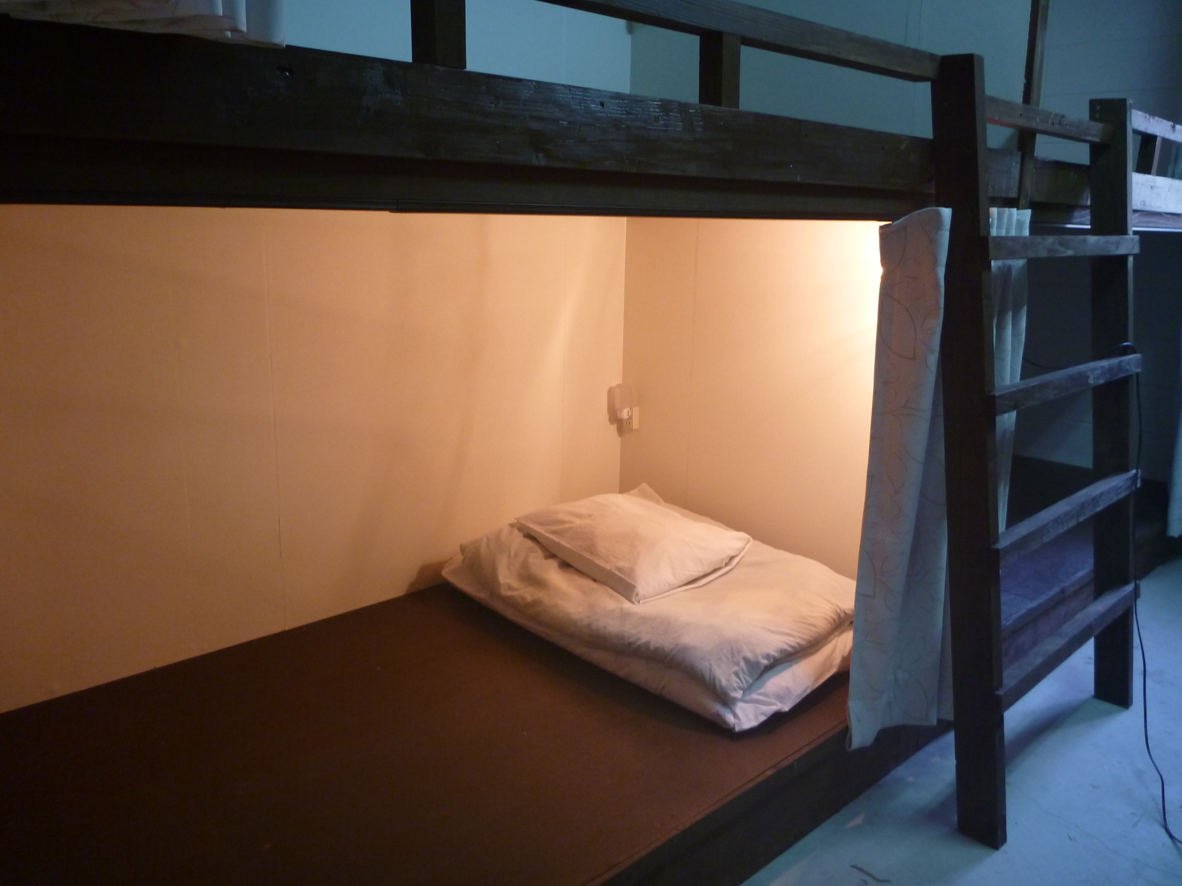 Dormitory (shared room)