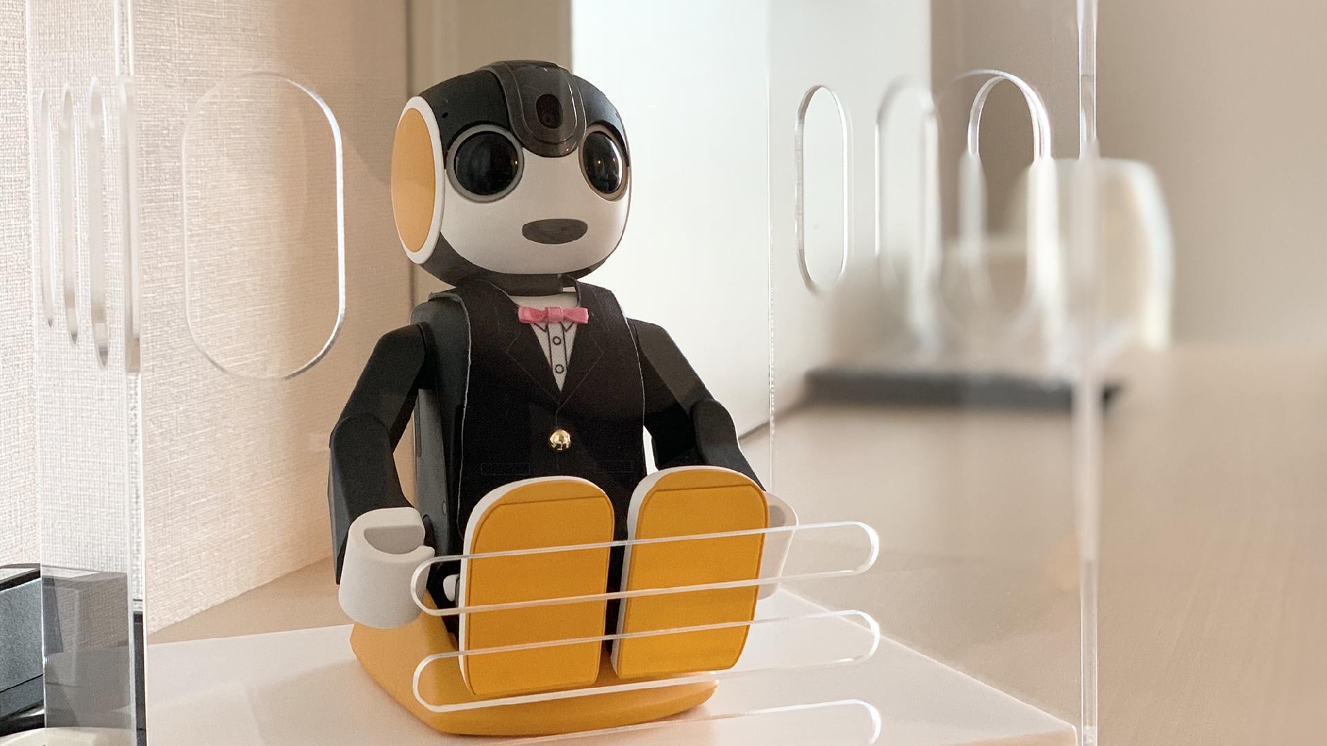 All rooms are equipped with communication robot “Robohon”♪