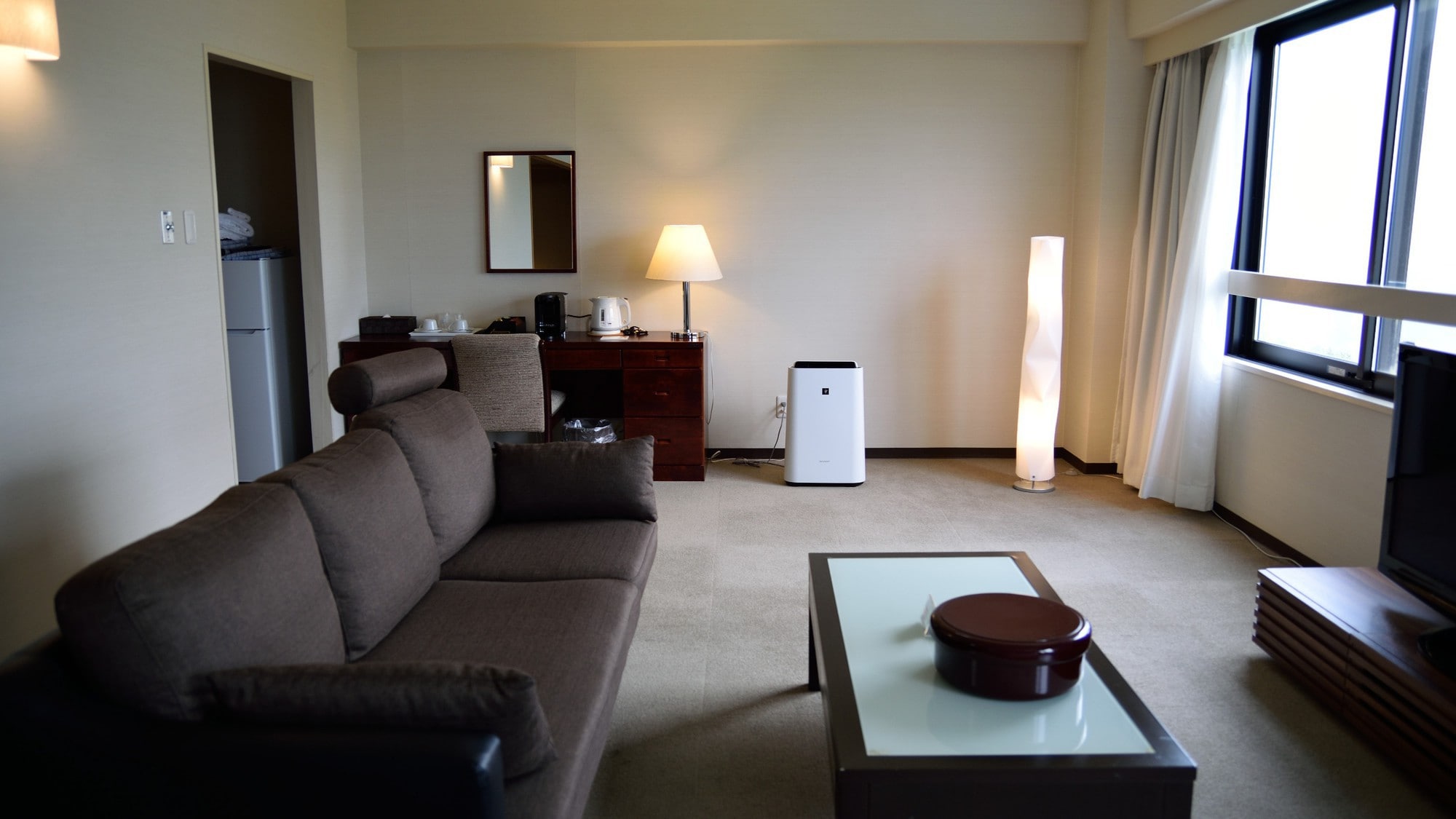 日式和西式房間家具
