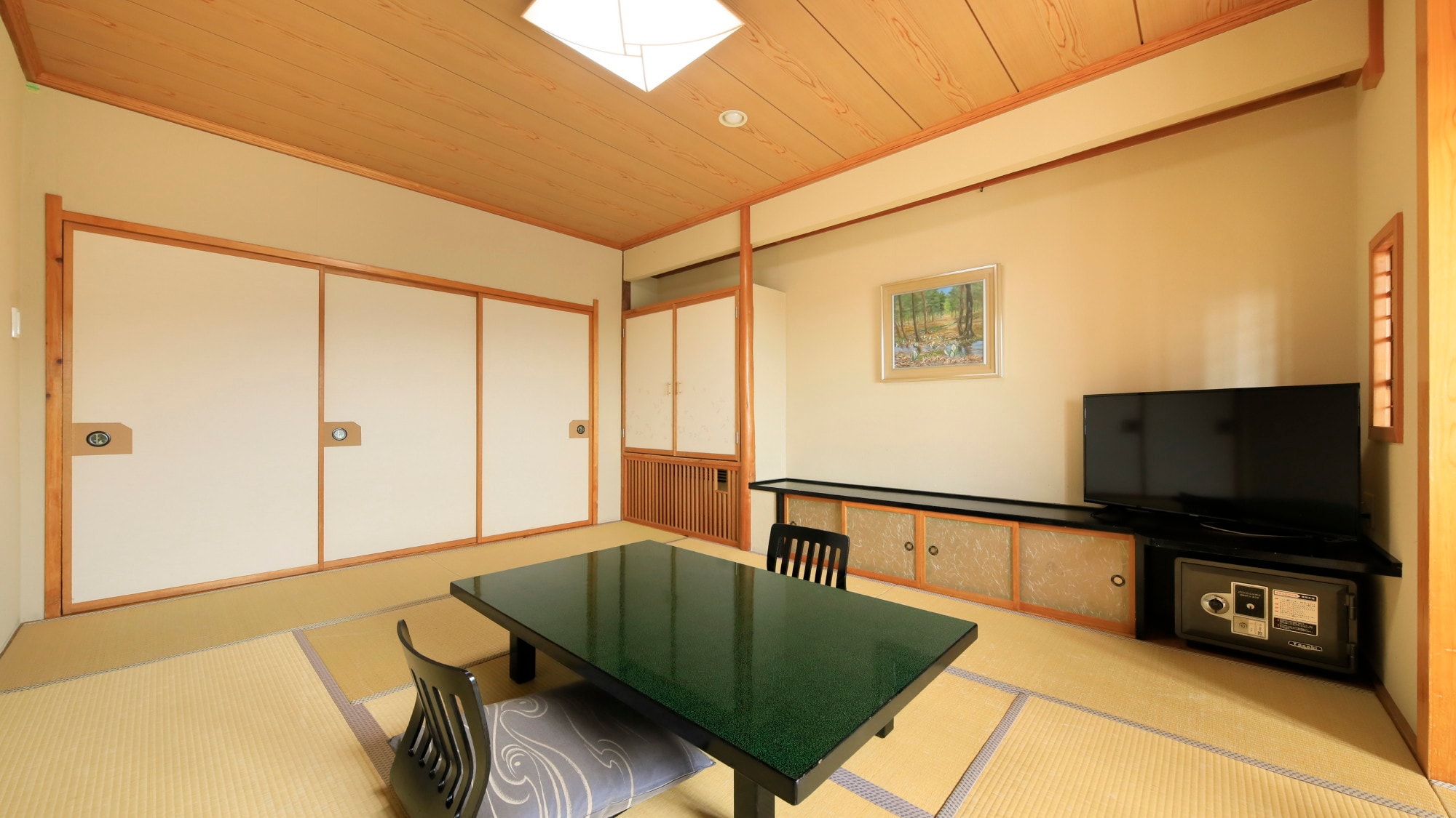 Kamar gaya Jepang 10 tikar tatami