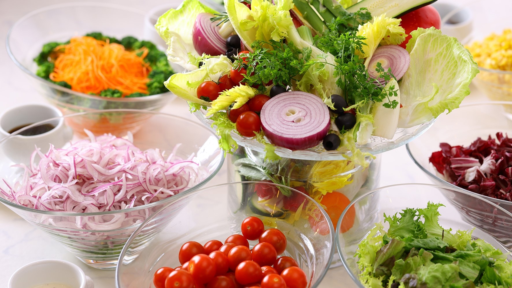 [Bữa sáng tự chọn] Một đĩa salad với màu sắc tươi đẹp. *Hình ảnh chỉ mang tính chất minh họa.