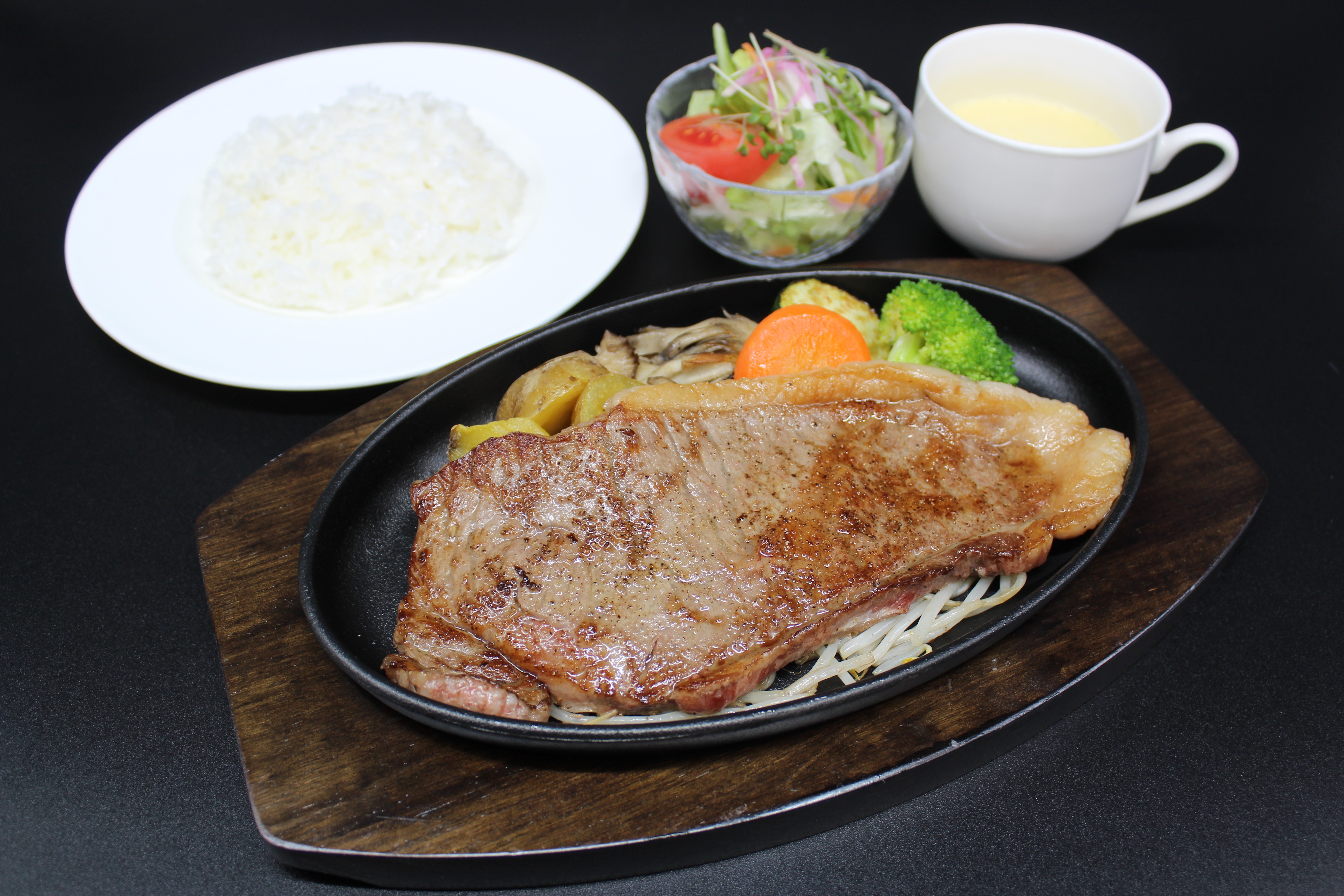 Food Hall Kirifuri Kogen Beef Sirloin Steak Set