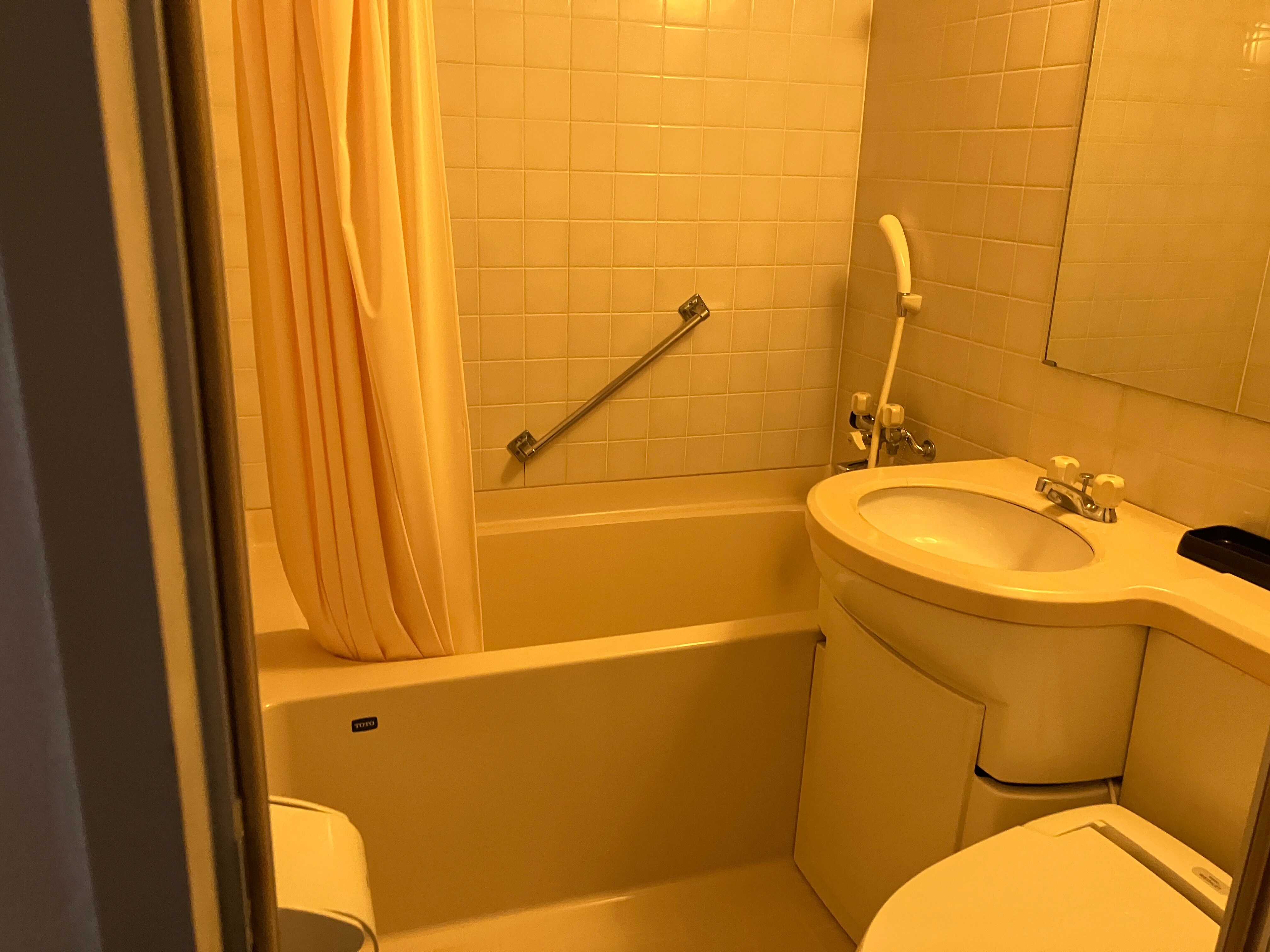 [Twin Room] Unit Bathroom