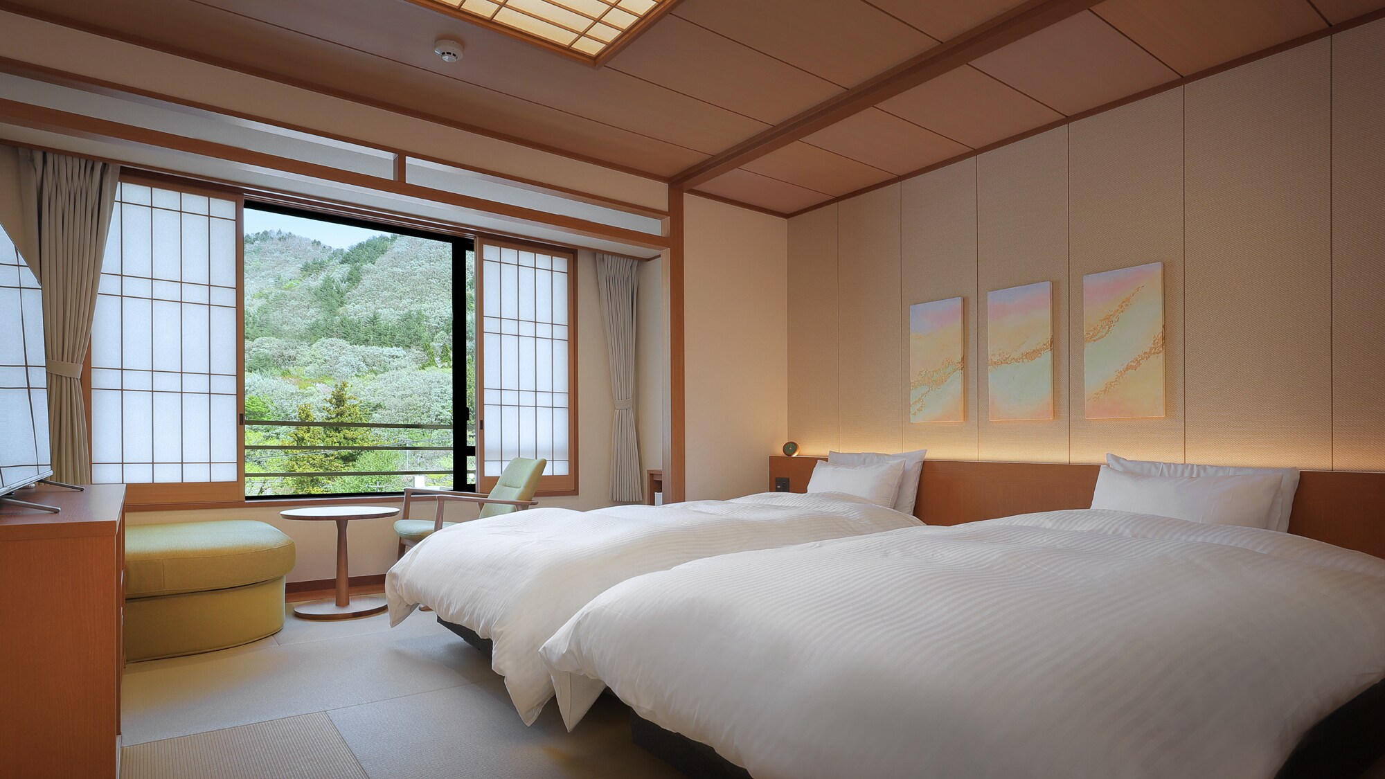 ◆Example of a room: After breakfast, you can take another nap in the bed room...