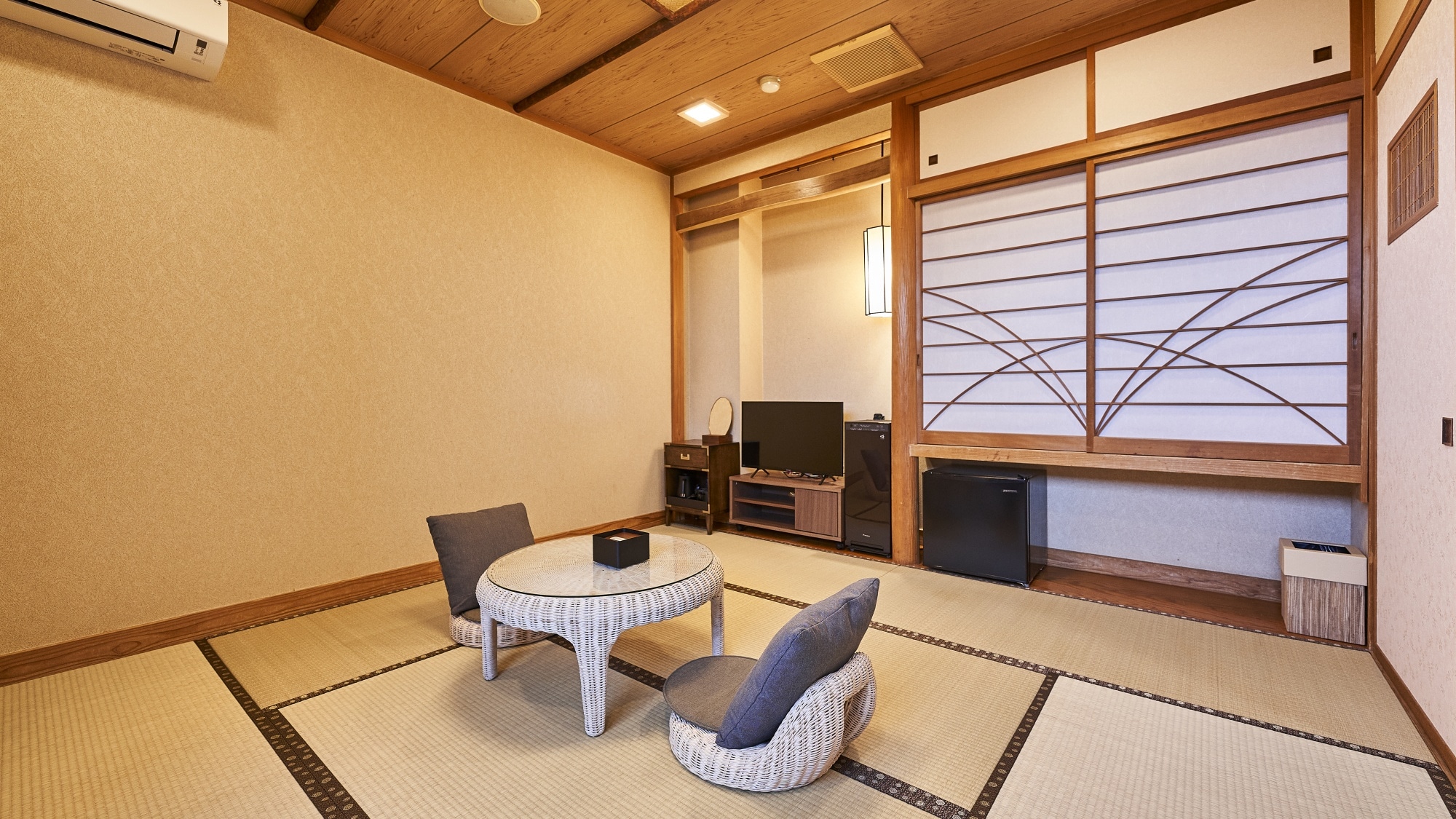 B type Japanese-style room [unit bath + open-air bath]