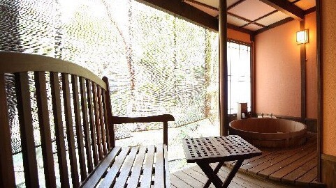 Guest room with open-air bath "Chigusa"