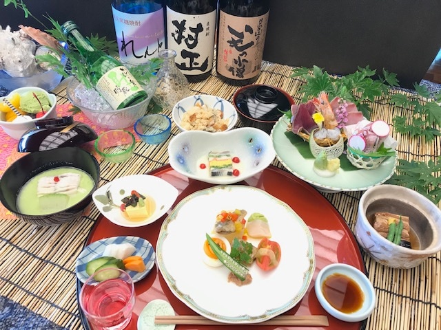 [Bữa tối] *Ví dụ: Ẩm thực Kaiseki sử dụng nguyên liệu theo mùa