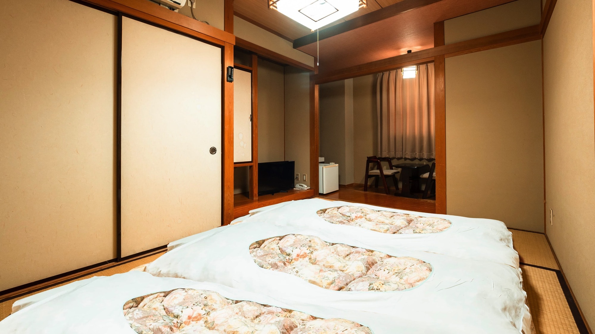 Japanese-style room for 1 to 3 people