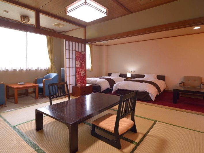 【和洋室】例：日式房間6張榻榻米+2張床，有廁所、洗臉盆