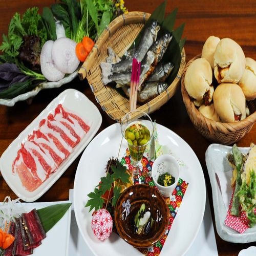 제철의 지역 소재를 사용한 【제철의 미각선】